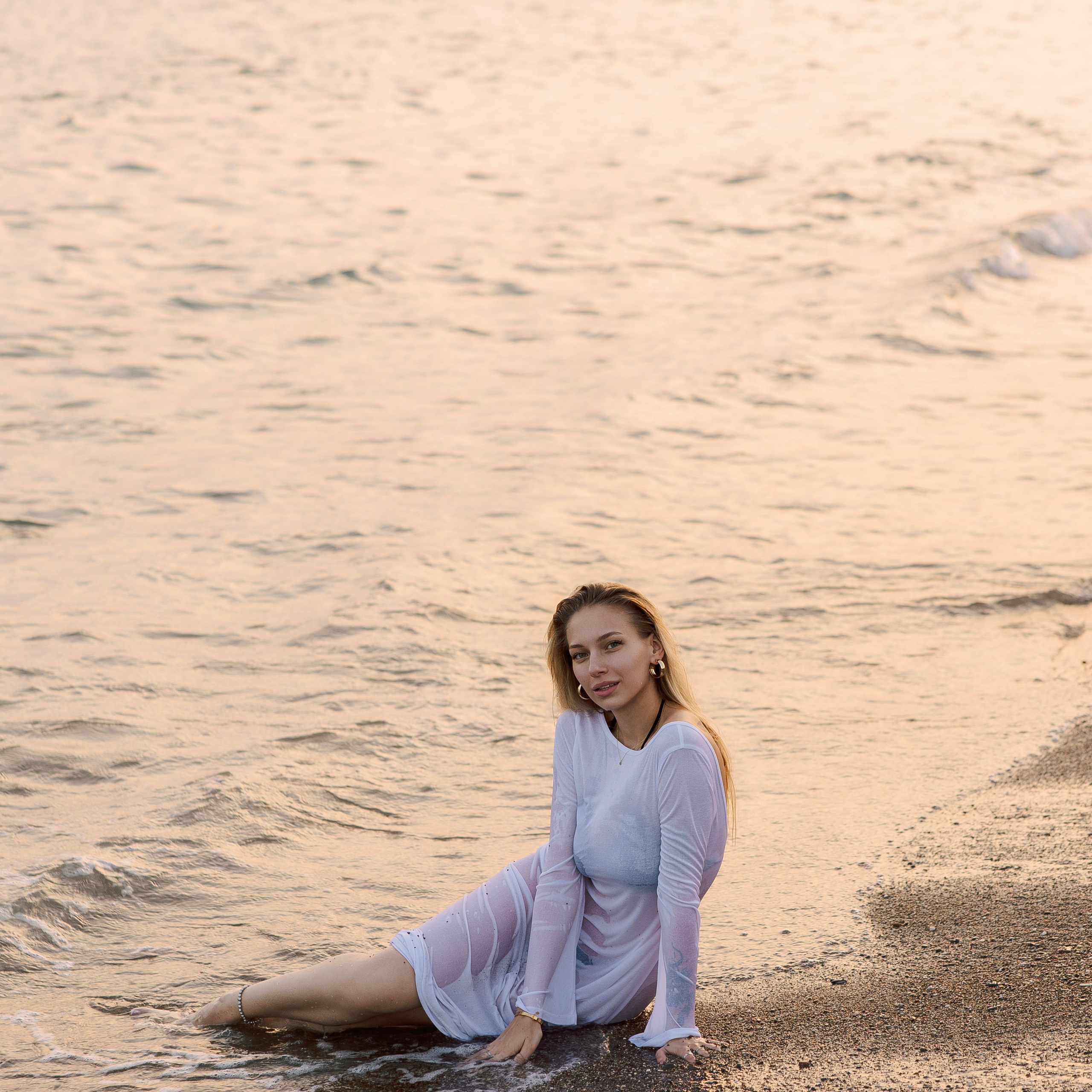 Закат. Индивидуальная фотосессия на пляже в Сиде…. Алсу Девели. Фотограф в Алании в Турции, Аланья, Сиде, Белек, Анталия, Кемер, Конаклы, Окурджалар. Фотосъемки в Алании. Фотосессия в Алания