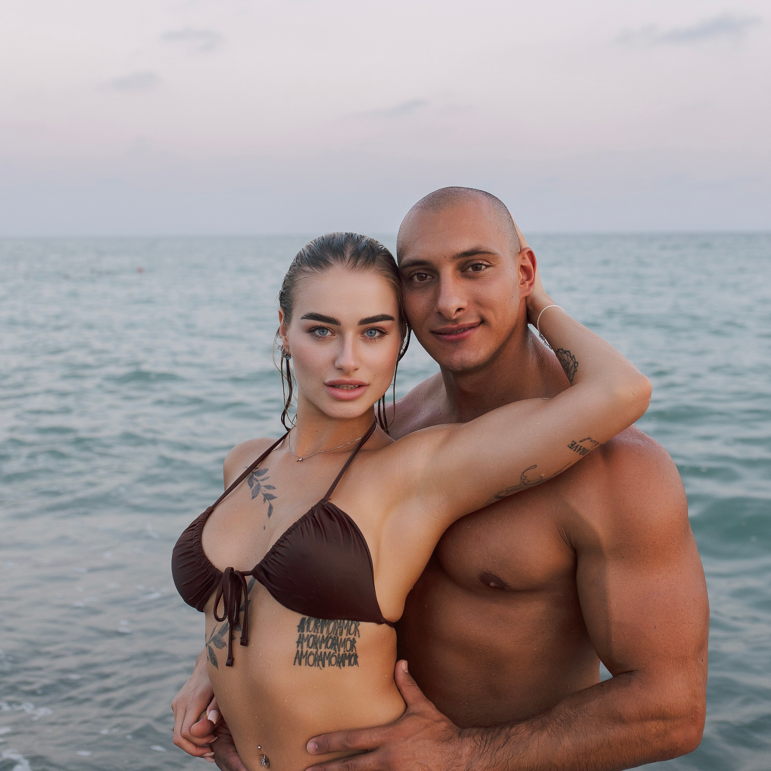 Закат. Фотосессия в белеке на пляже лав стори. Алсу Девели. Фотограф в Алании в Турции, Аланья, Сиде, Белек, Анталия, Кемер, Конаклы, Окурджалар. Фотосъемки в Алании. Фотосессия в Алания