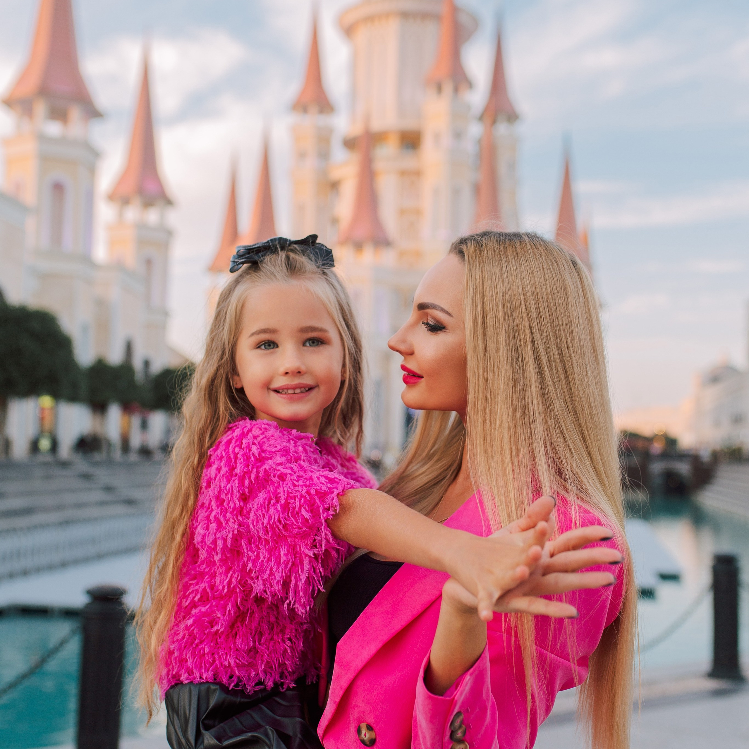 Новогодняя фотосессия в парке легенды. Alsu Develi, Photographer in Turkey, Alanya, Side, Belek, Antalya, Kemer, Turkiye. Photoshooting in Alanya. Photosession in Belek, Side