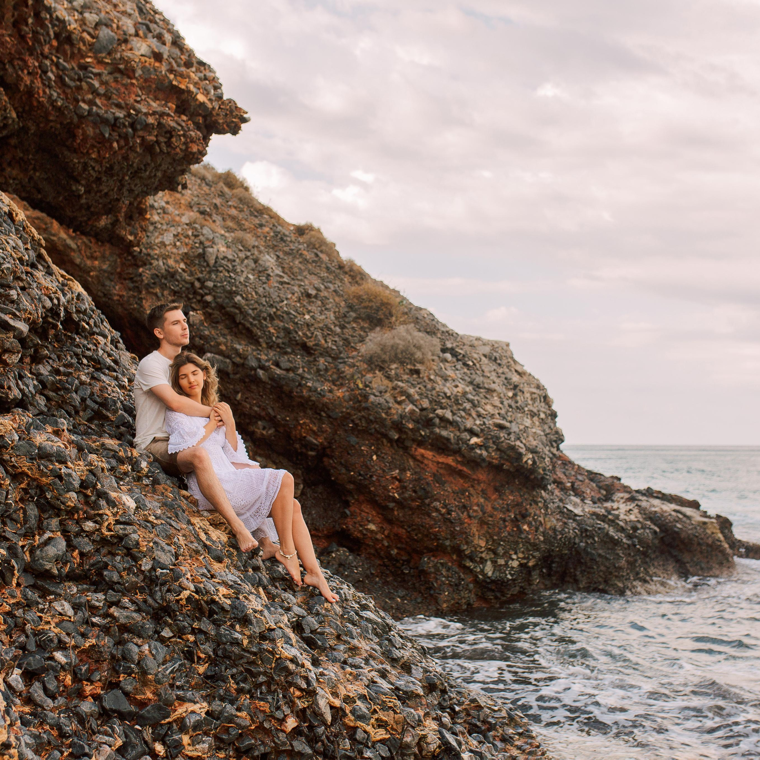 Photo shoot on Cleopatra Beach Alanya. Alsu Develi, Photographer in Turkey, Alanya, Side, Belek, Antalya, Kemer, Turkiye. Photoshooting in Alanya. Photosession in Belek, Side