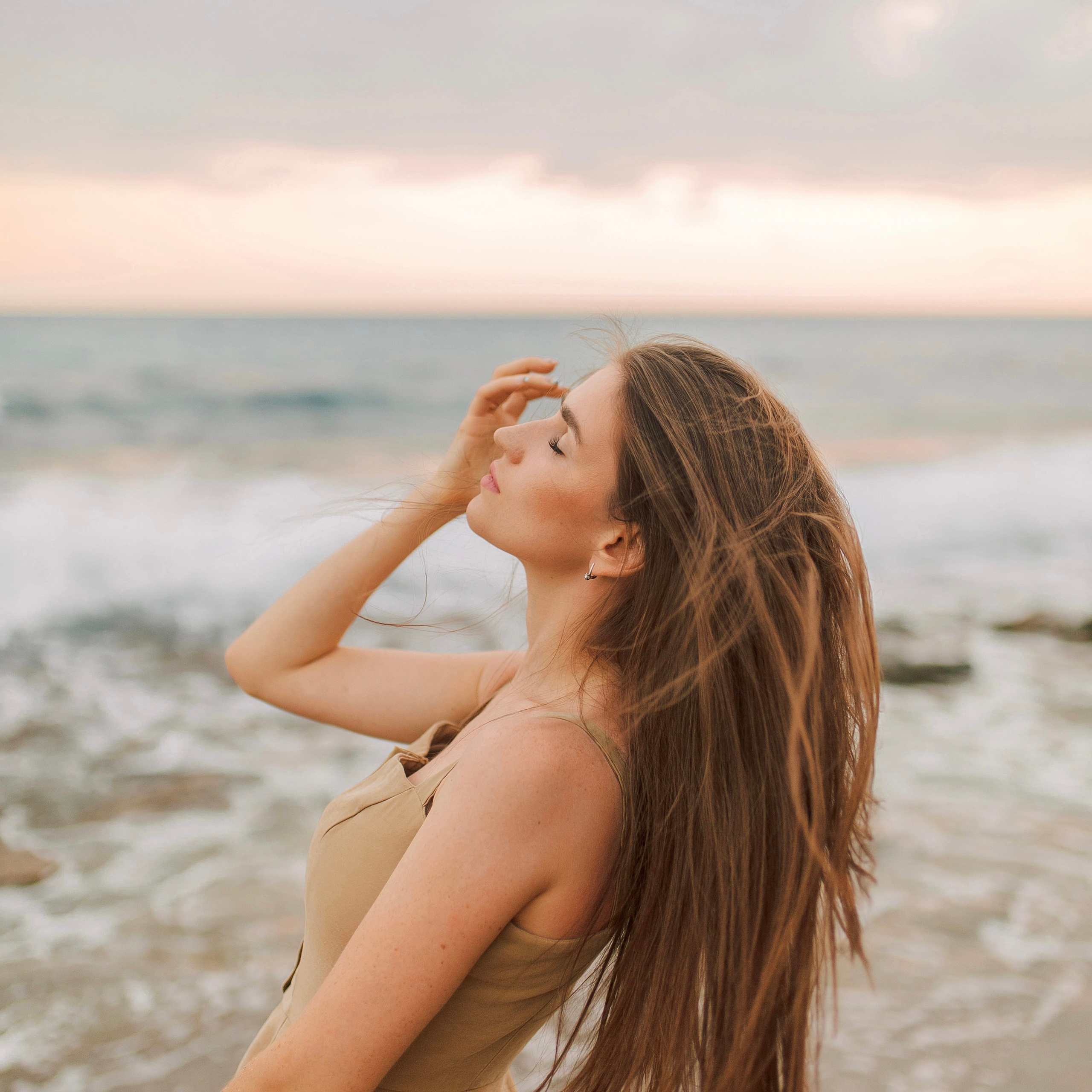 Family photoshoot on Cleopatra Beach Alanya, Antalya. Alsu Develi, Photographer in Turkey, Alanya, Side, Belek, Antalya, Kemer, Turkiye. Photoshooting in Alanya. Photosession in Belek, Side