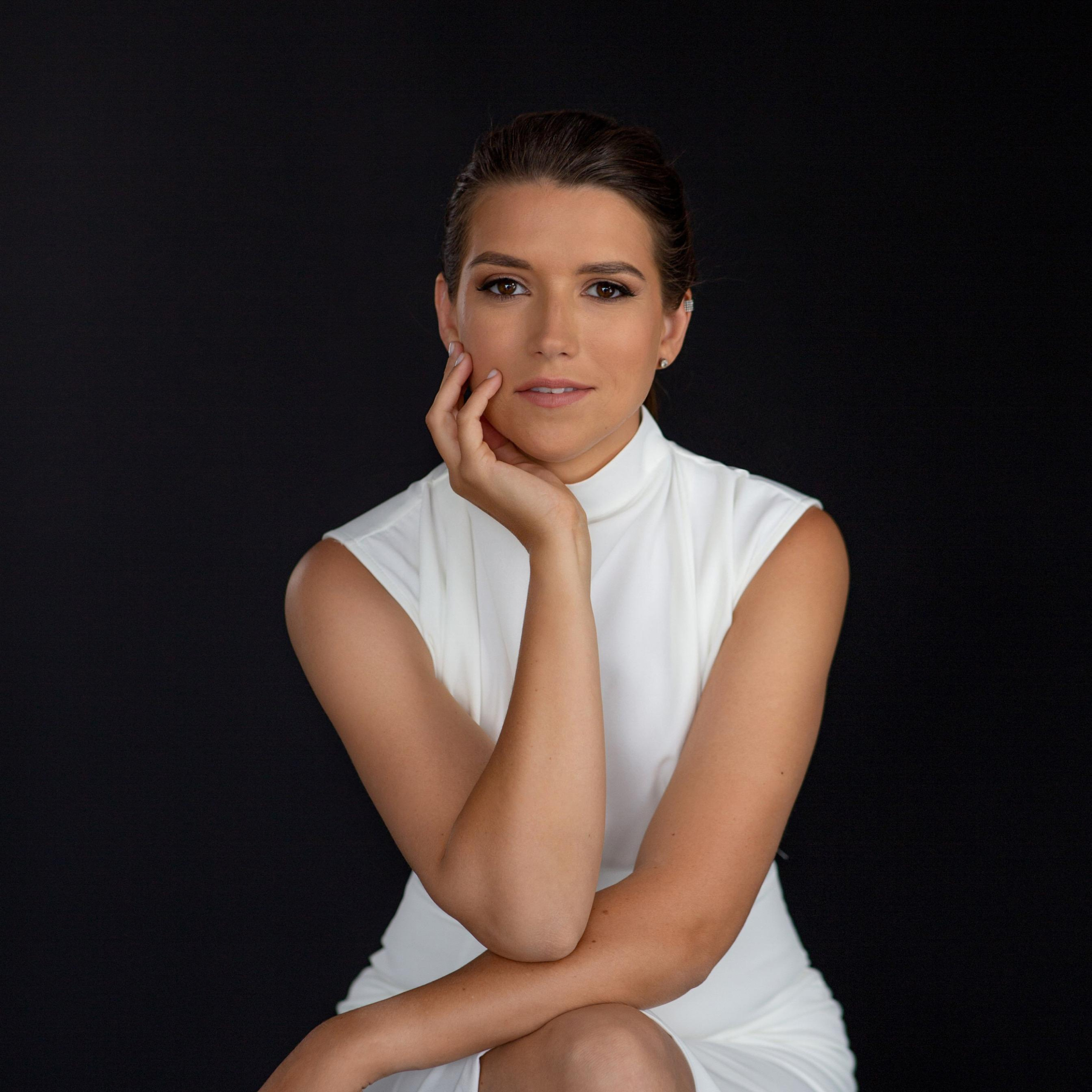 Photo session in the Photosynthesis studio. Alsu Develi, Photographer in Turkey, Alanya, Side, Belek, Antalya, Kemer, Turkiye. Photoshooting in Alanya. Photosession in Belek, Side