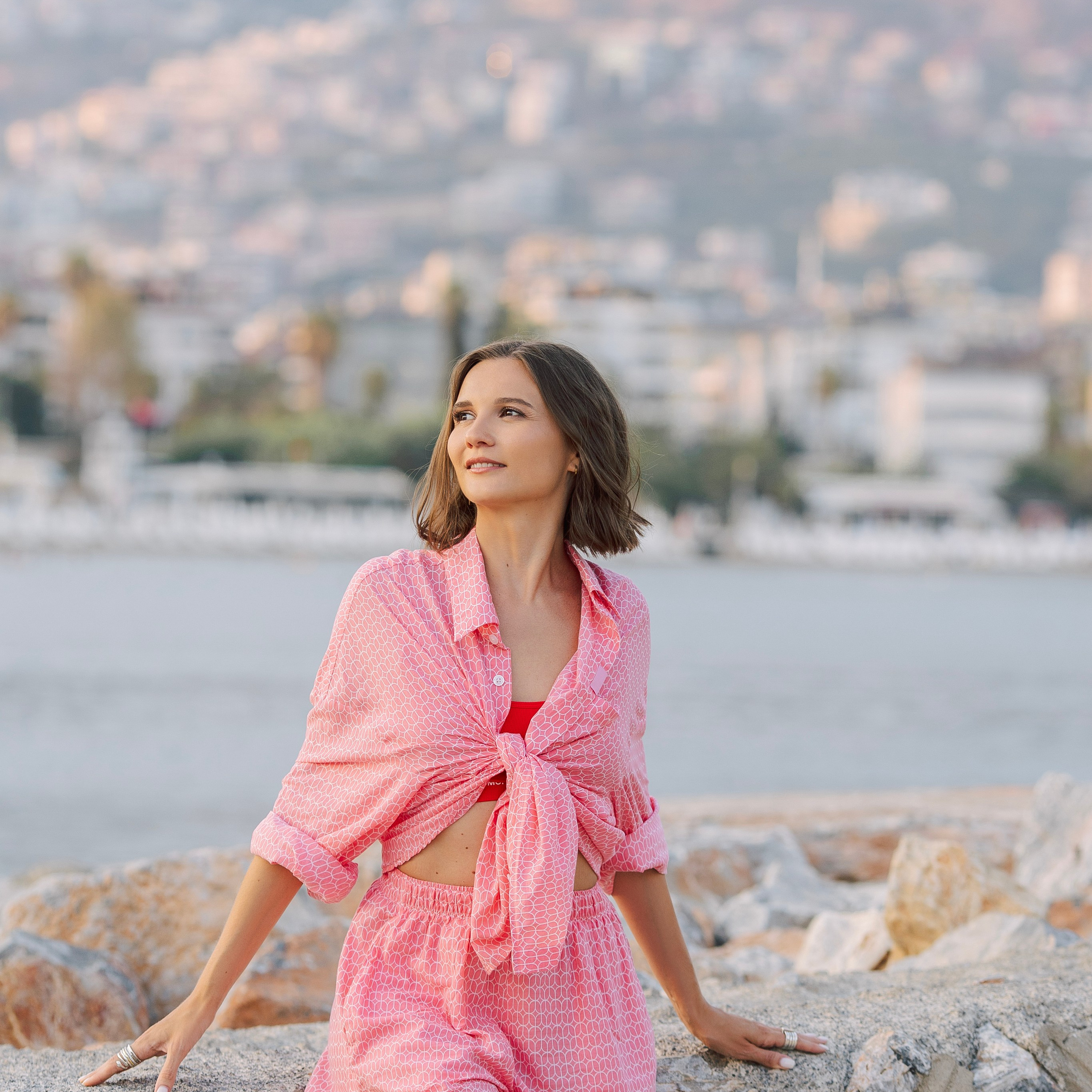 Individual photo session in the streets and port of Alanya. Alsu Develi, Photographer in Turkey, Alanya, Side, Belek, Antalya, Kemer, Turkiye. Photoshooting in Alanya. Photosession in Belek, Side