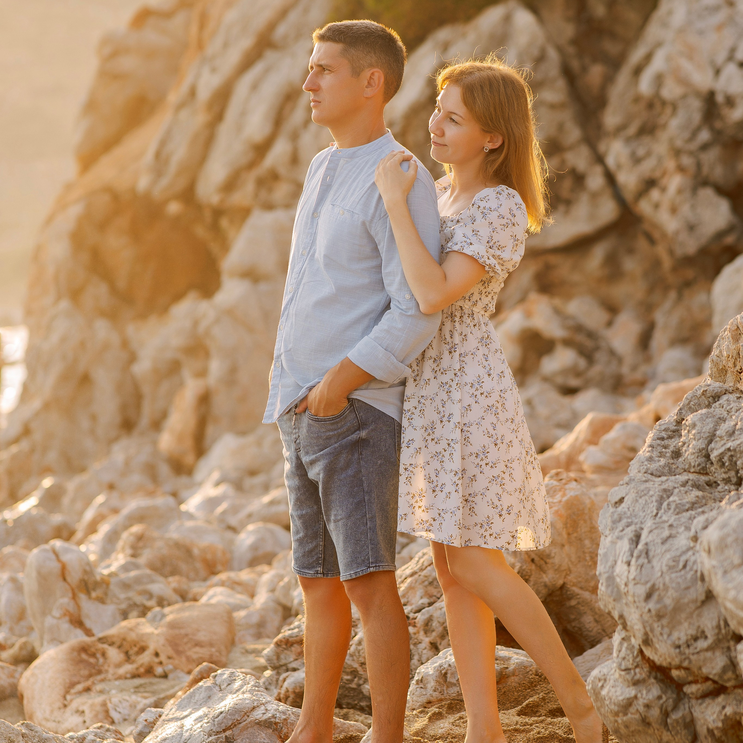 Семейная фотосессия на пляже Клеопатры в закатное время. Алсу Девели. Фотограф в Алании в Турции, Аланья, Сиде, Белек, Анталия, Кемер, Конаклы, Окурджалар. Фотосъемки в Алании. Фотосессия в Алания