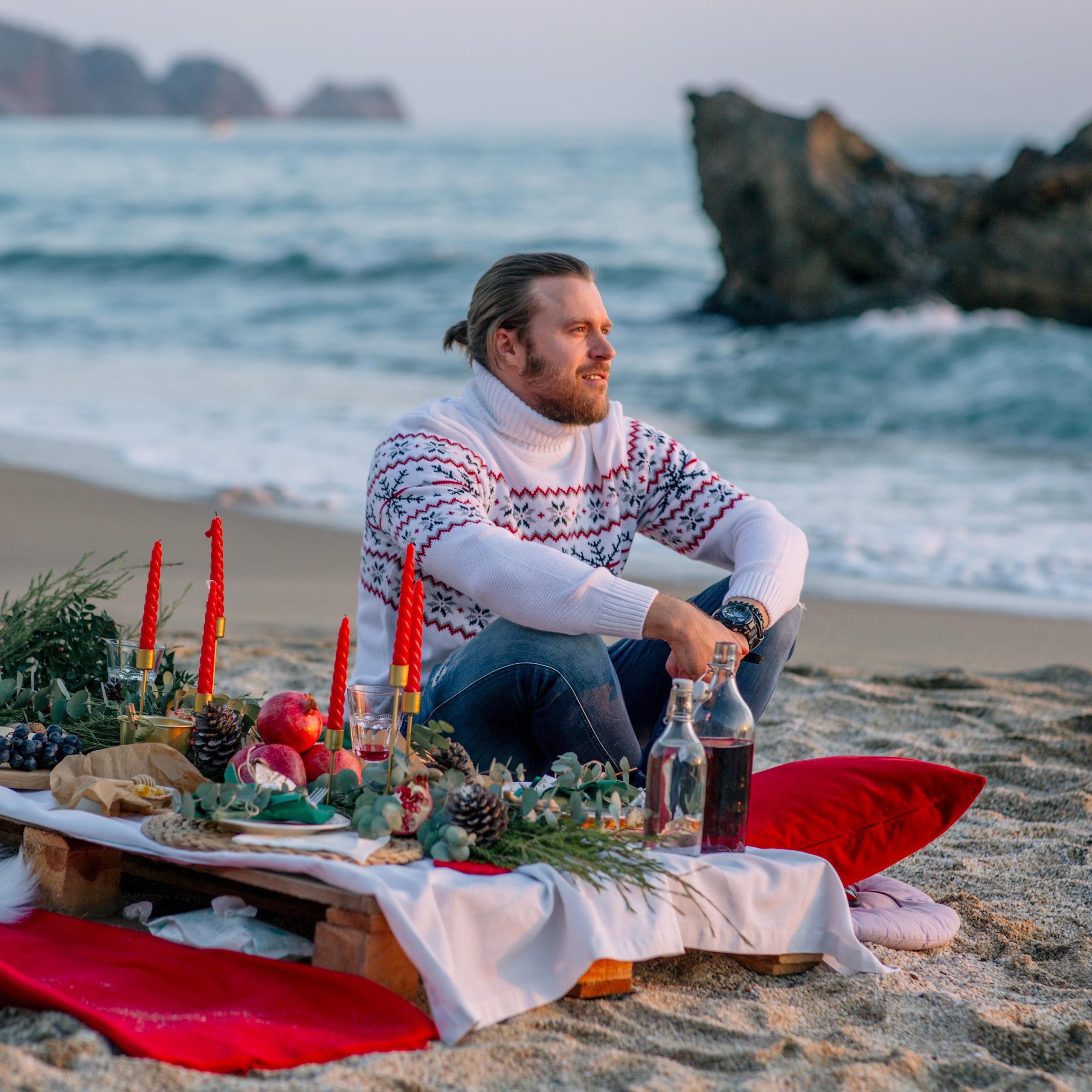 Новогодняя фотосессия на пляже. Алсу Девели. Фотограф в Алании в Турции, Аланья, Сиде, Белек, Анталия, Кемер, Конаклы, Окурджалар. Фотосъемки в Алании. Фотосессия в Алания