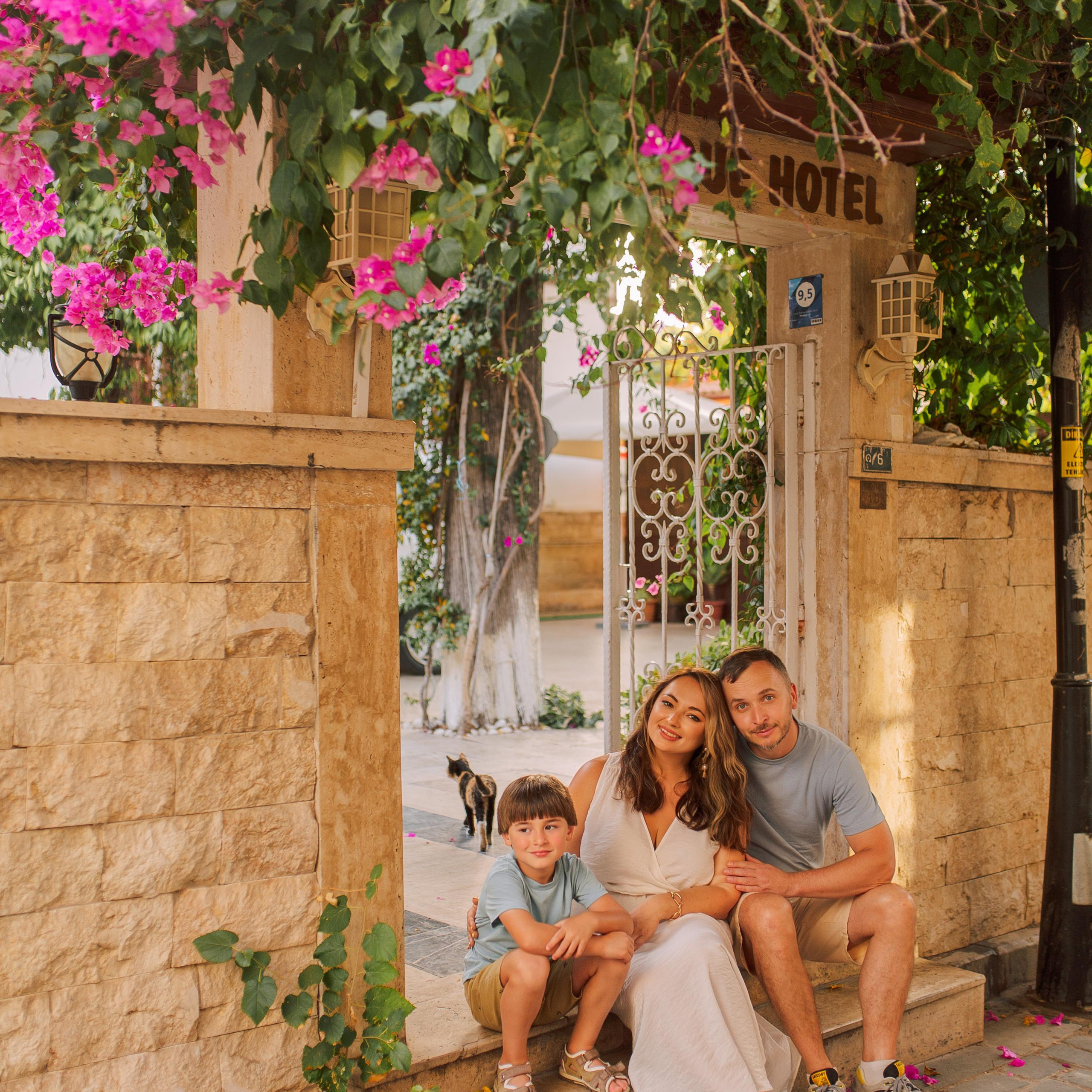 Колоритные улочки Анталии. Алсу Девели. Фотограф в Алании в Турции, Аланья, Сиде, Белек, Анталия, Кемер, Конаклы, Окурджалар. Фотосъемки в Алании. Фотосессия в Алания