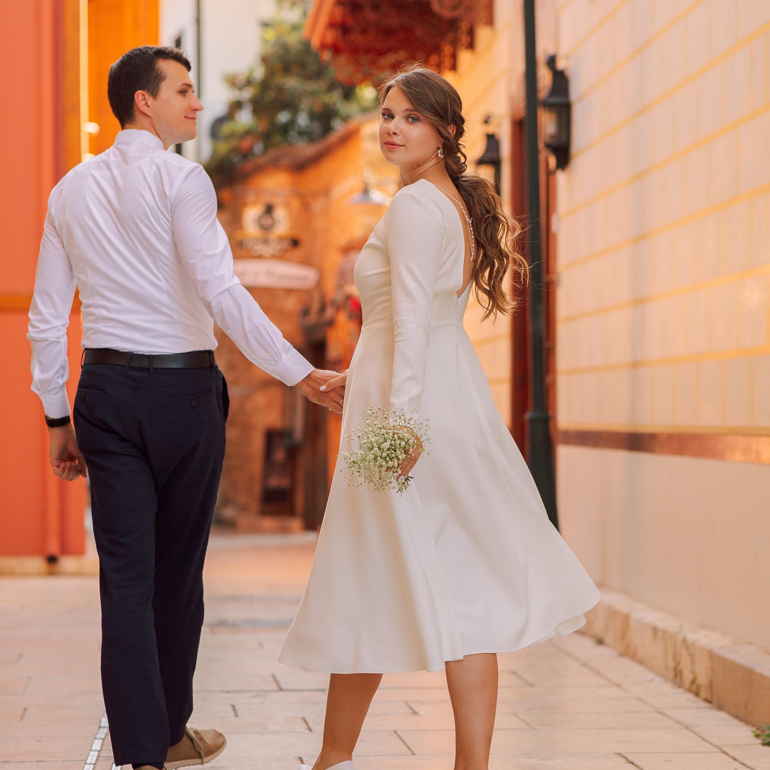 Wedding photo session in Kaleici, Antalya. Alsu Develi, Photographer in Turkey, Alanya, Side, Belek, Antalya, Kemer, Turkiye. Photoshooting in Alanya. Photosession in Belek, Side