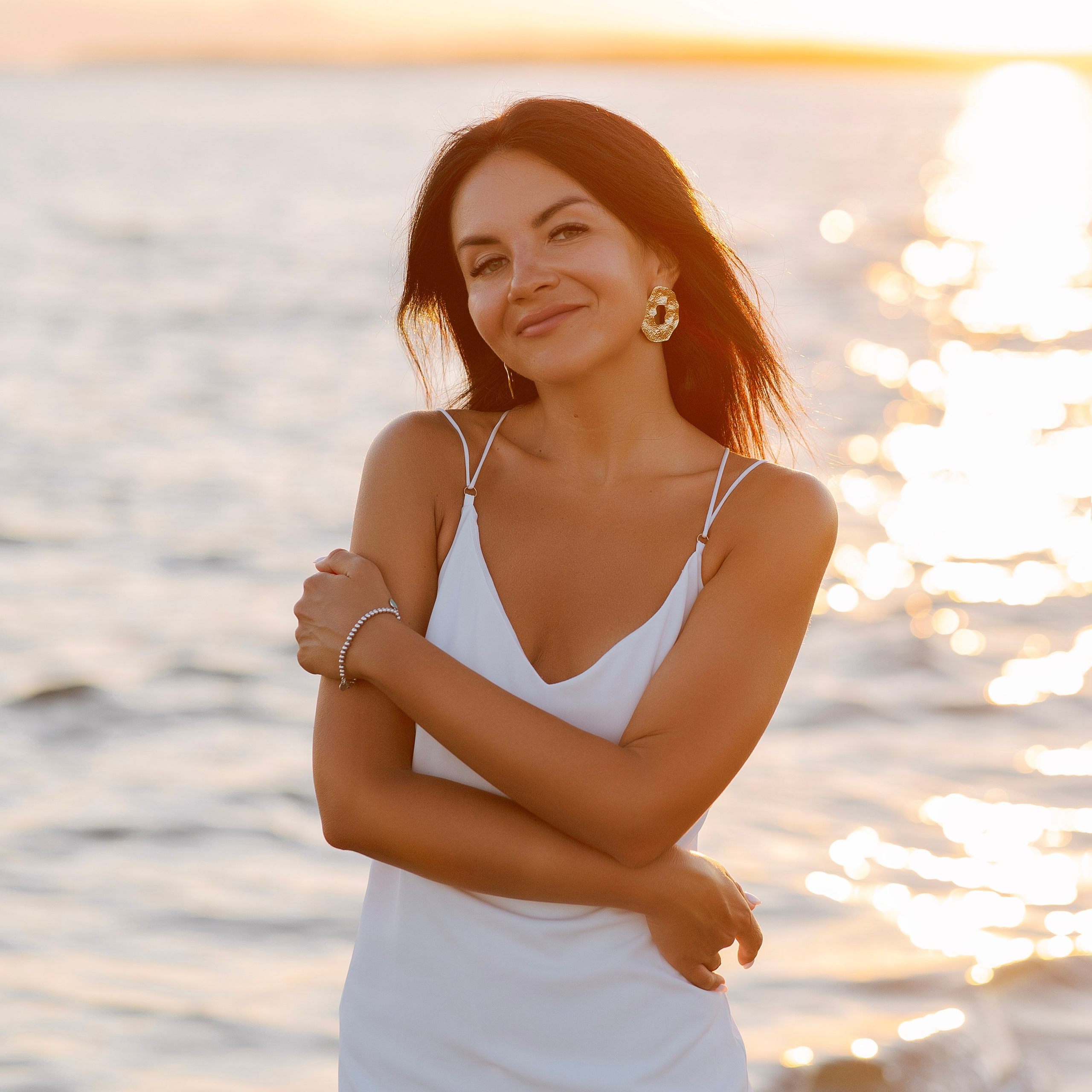 Sunset. Love Story on the beach in Side at sunset. Alsu Develi, Photographer in Turkey, Alanya, Side, Belek, Antalya, Kemer, Turkiye. Photoshooting in Alanya. Photosession in Belek, Side
