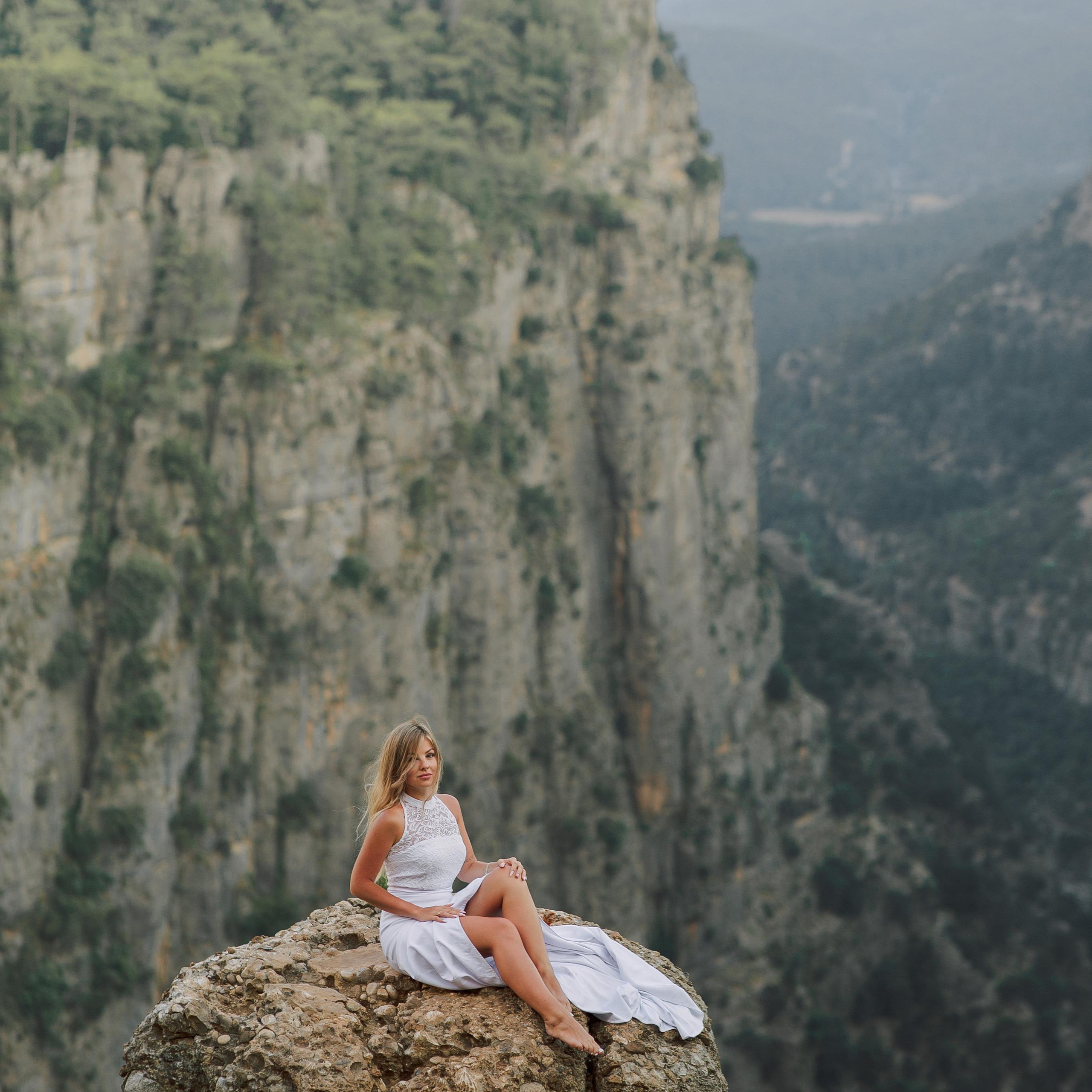 Wedding photo session on the Tazy canyon. Alsu Develi, Photographer in Turkey, Alanya, Side, Belek, Antalya, Kemer, Turkiye. Photoshooting in Alanya. Photosession in Belek, Side