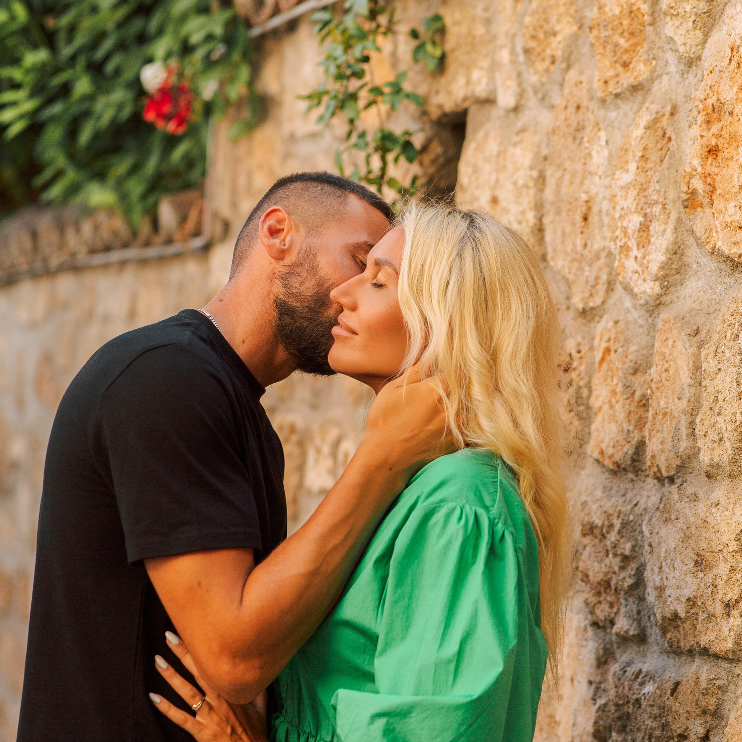 История любви в старом городе Анталии. Алсу Девели. Фотограф в Алании в Турции, Аланья, Сиде, Белек, Анталия, Кемер, Конаклы, Окурджалар. Фотосъемки в Алании. Фотосессия в Алания
