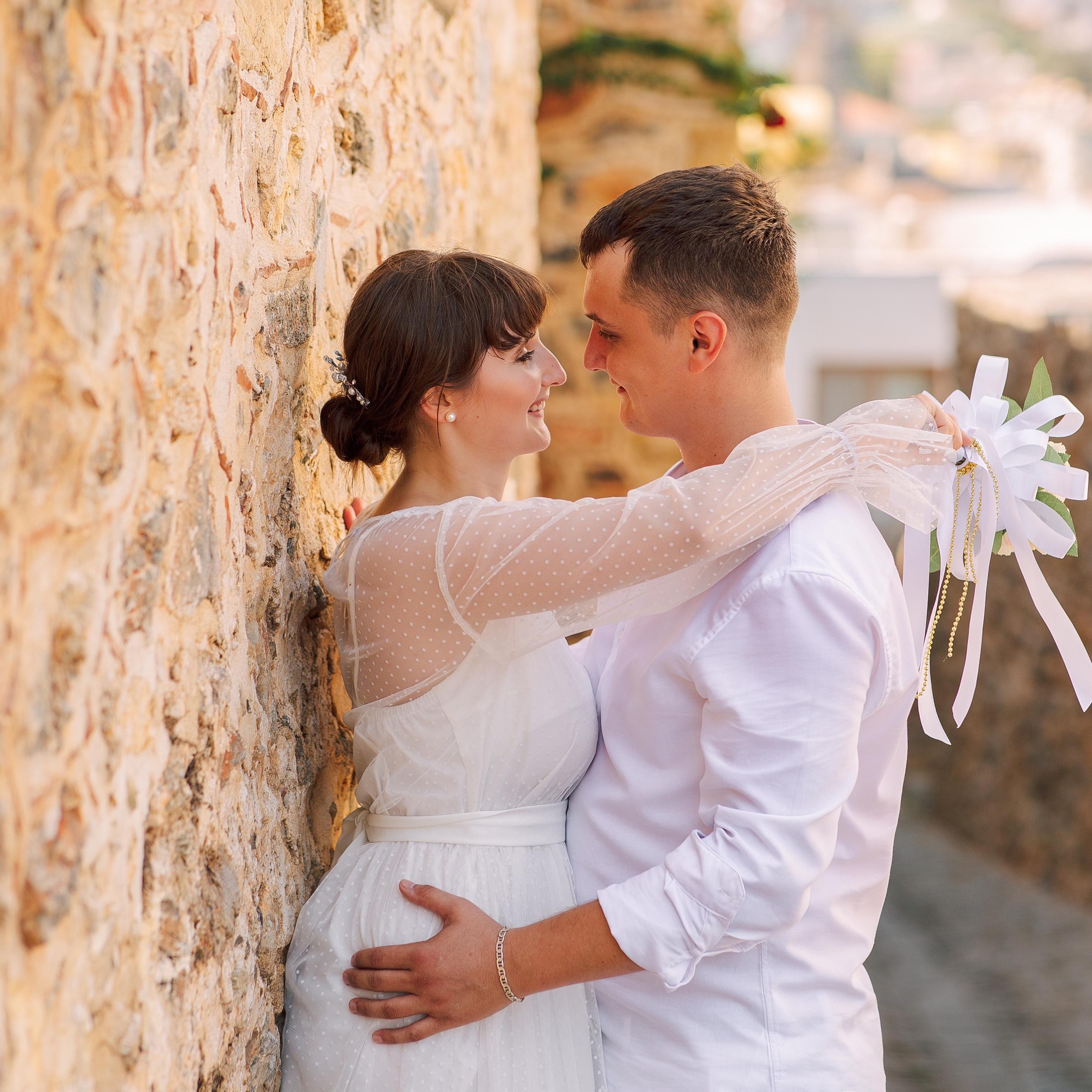 Wedding photo shoot in Alanya: Castle, port and beach. Alsu Develi, Photographer in Turkey, Alanya, Side, Belek, Antalya, Kemer, Turkiye. Photoshooting in Alanya. Photosession in Belek, Side