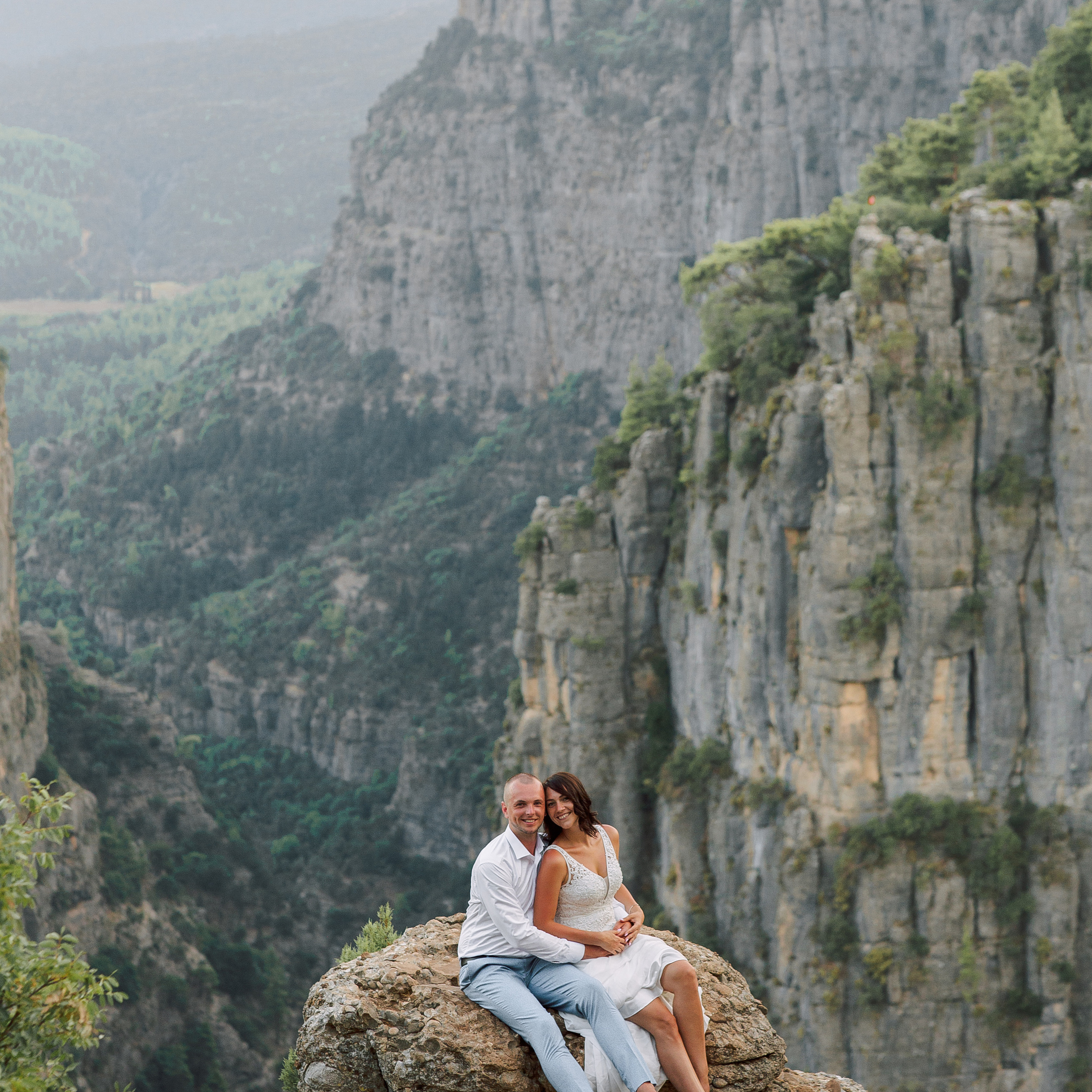 Парная фотосессия у каньона. Алсу Девели. Фотограф в Алании в Турции, Аланья, Сиде, Белек, Анталия, Кемер, Конаклы, Окурджалар. Фотосъемки в Алании. Фотосессия в Алания