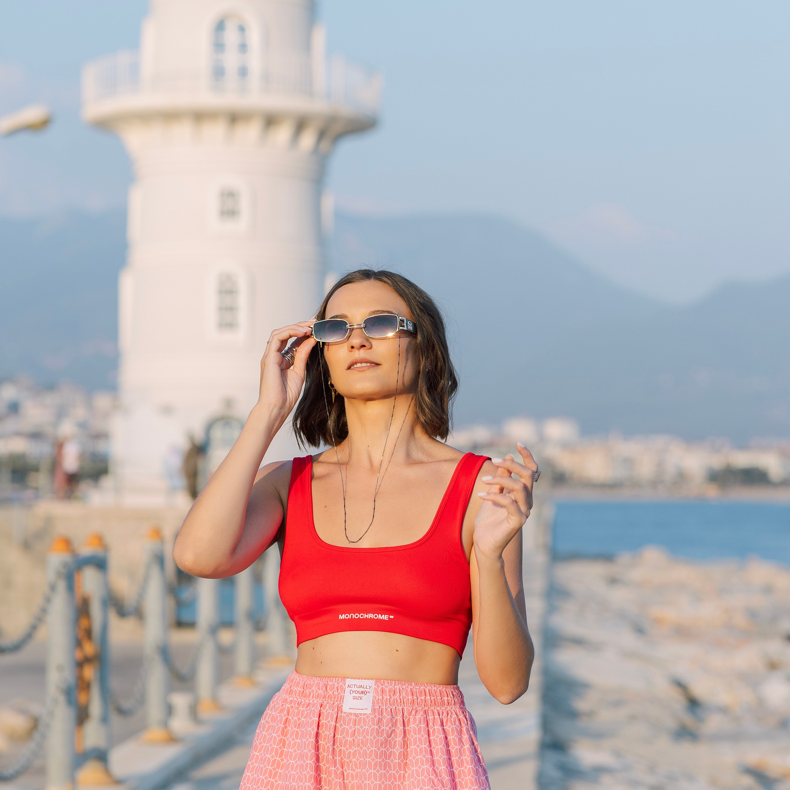 Individual photo session in the streets and port of Alanya. Alsu Develi, Photographer in Turkey, Alanya, Side, Belek, Antalya, Kemer, Turkiye. Photoshooting in Alanya. Photosession in Belek, Side