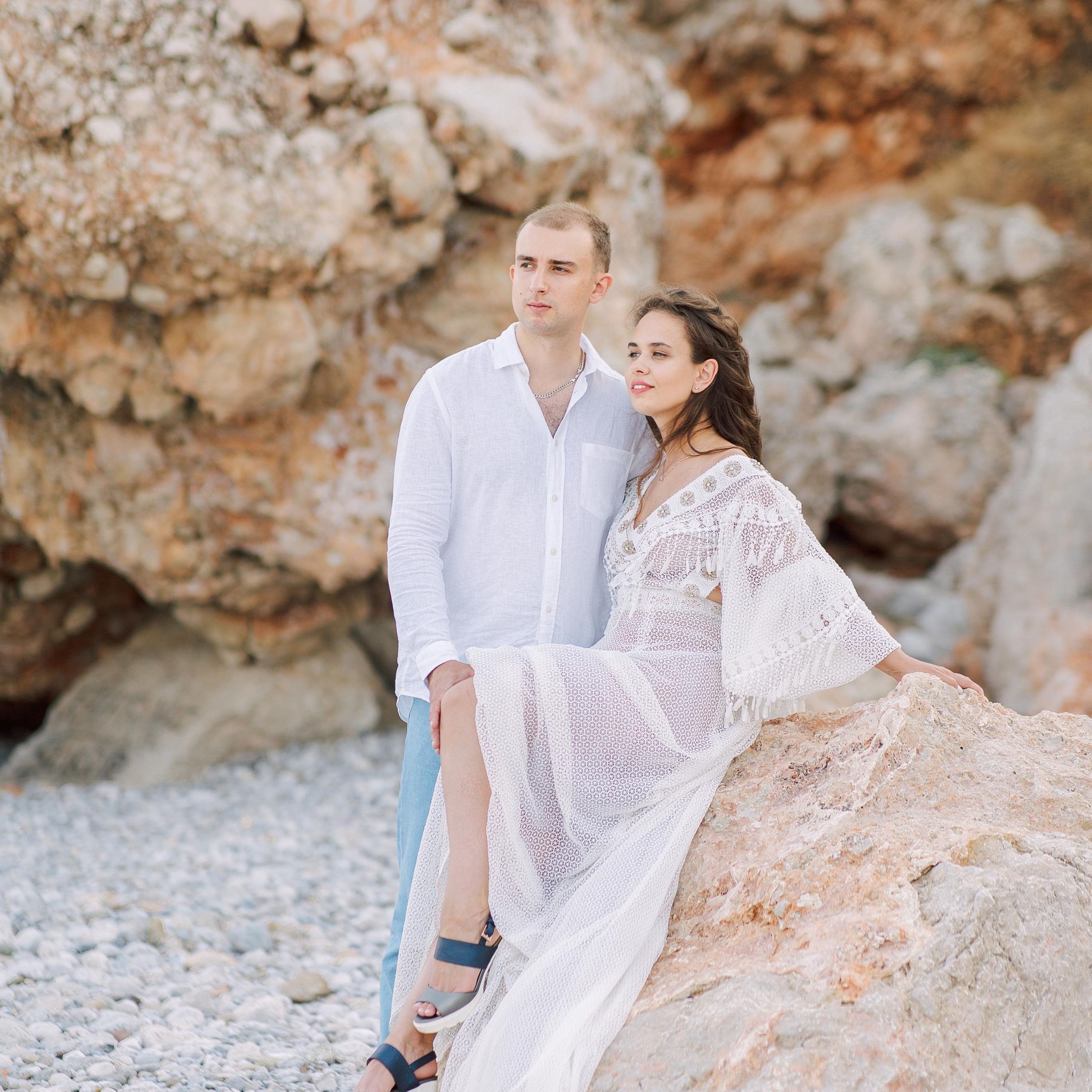 Love story on the beach in Kemer. Alsu Develi, Photographer in Turkey, Alanya, Side, Belek, Antalya, Kemer, Turkiye. Photoshooting in Alanya. Photosession in Belek, Side