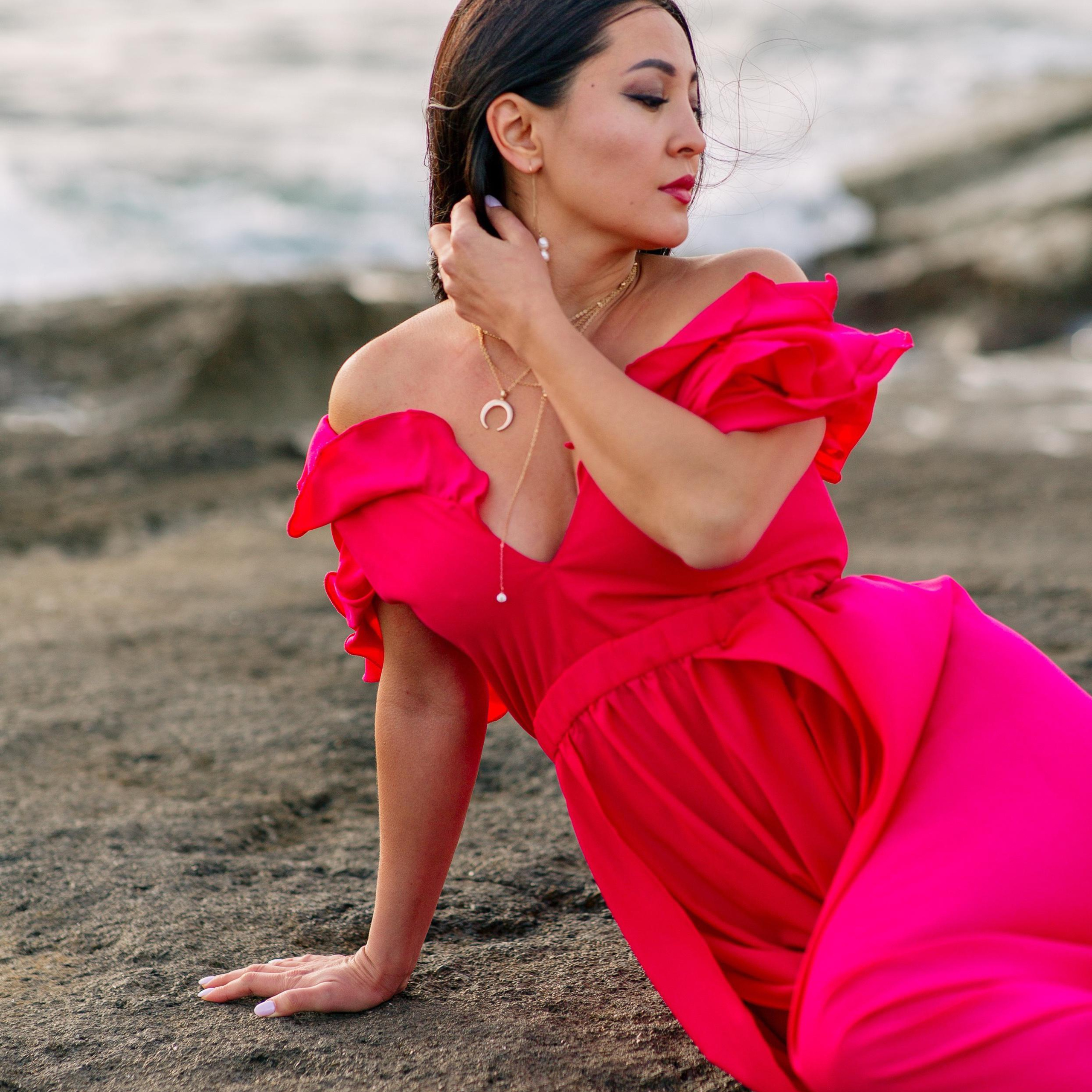 Фотосессия на пляже Кору в летящих платьях аланья. Алсу Девели. Фотограф в Алании в Турции, Аланья, Сиде, Белек, Анталия, Кемер, Конаклы, Окурджалар. Фотосъемки в Алании. Фотосессия в Алания