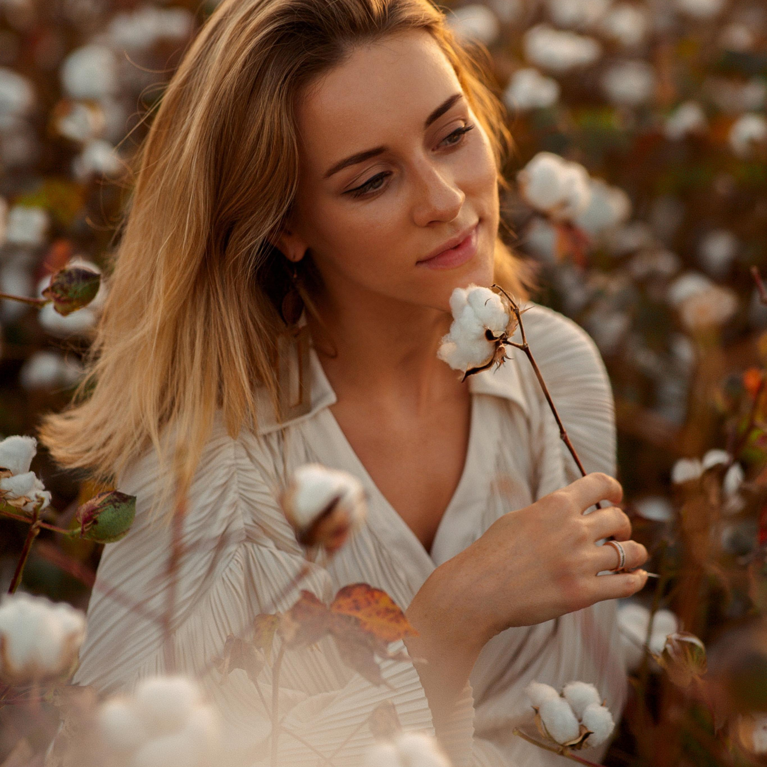 Фотосессия на хлопковом поле. Алсу Девели. Фотограф в Алании в Турции, Аланья, Сиде, Белек, Анталия, Кемер, Конаклы, Окурджалар. Фотосъемки в Алании. Фотосессия в Алания