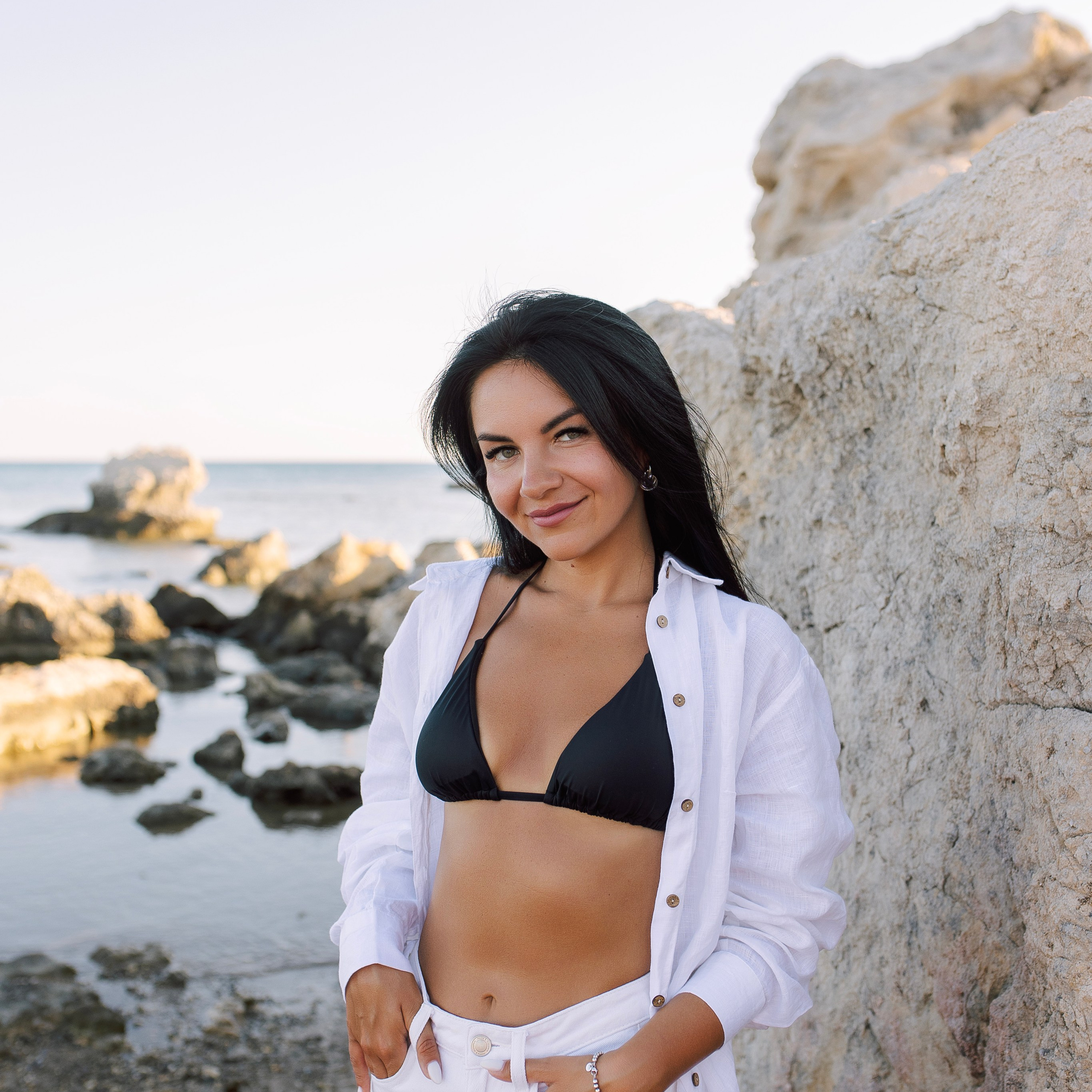 Sunset. Love Story on the beach in Side at sunset. Alsu Develi, Photographer in Turkey, Alanya, Side, Belek, Antalya, Kemer, Turkiye. Photoshooting in Alanya. Photosession in Belek, Side