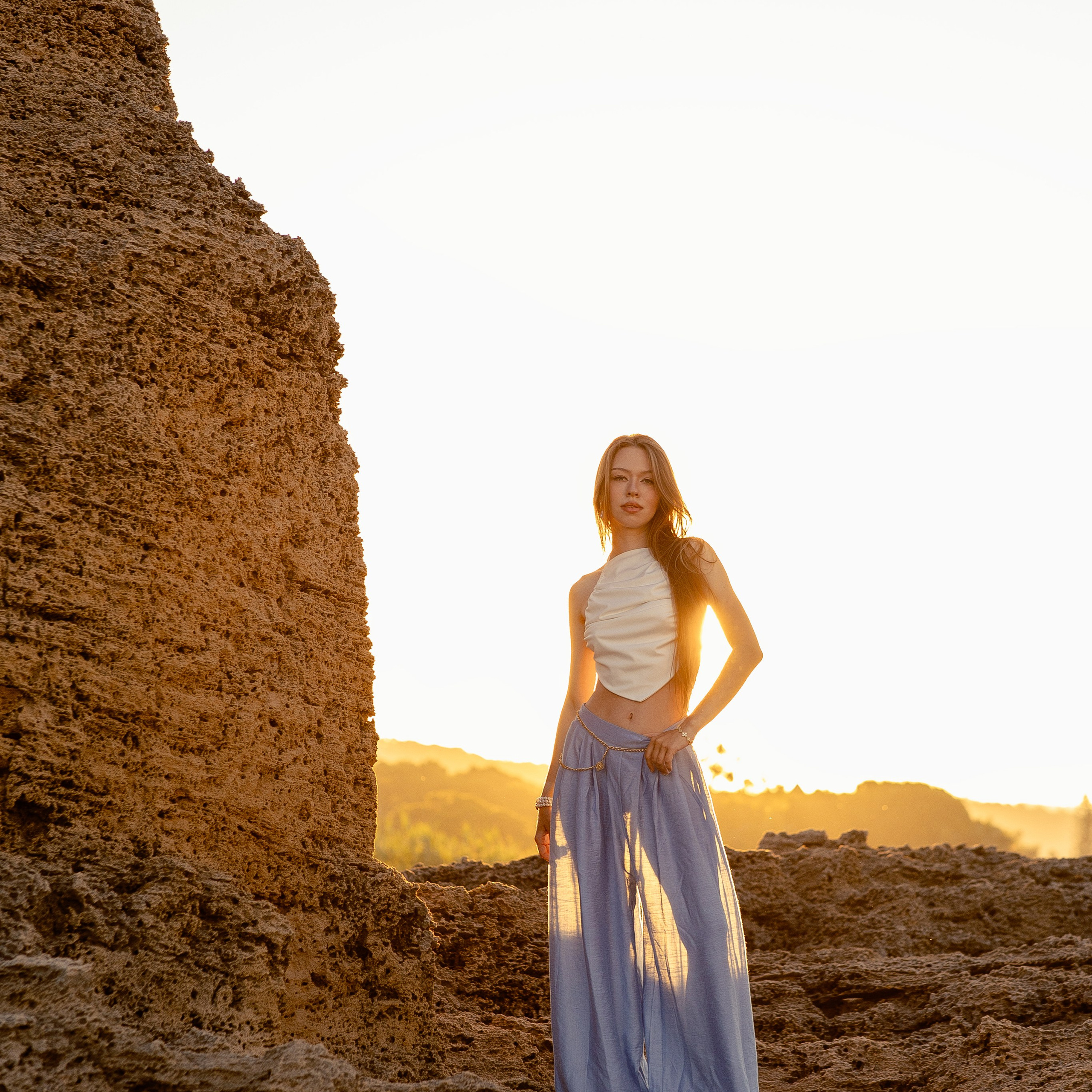Sunrise individual photo shoot on the beach in Alanya. Professional Photographer in Alanya, Side, Belek, Antalya. Turkiye