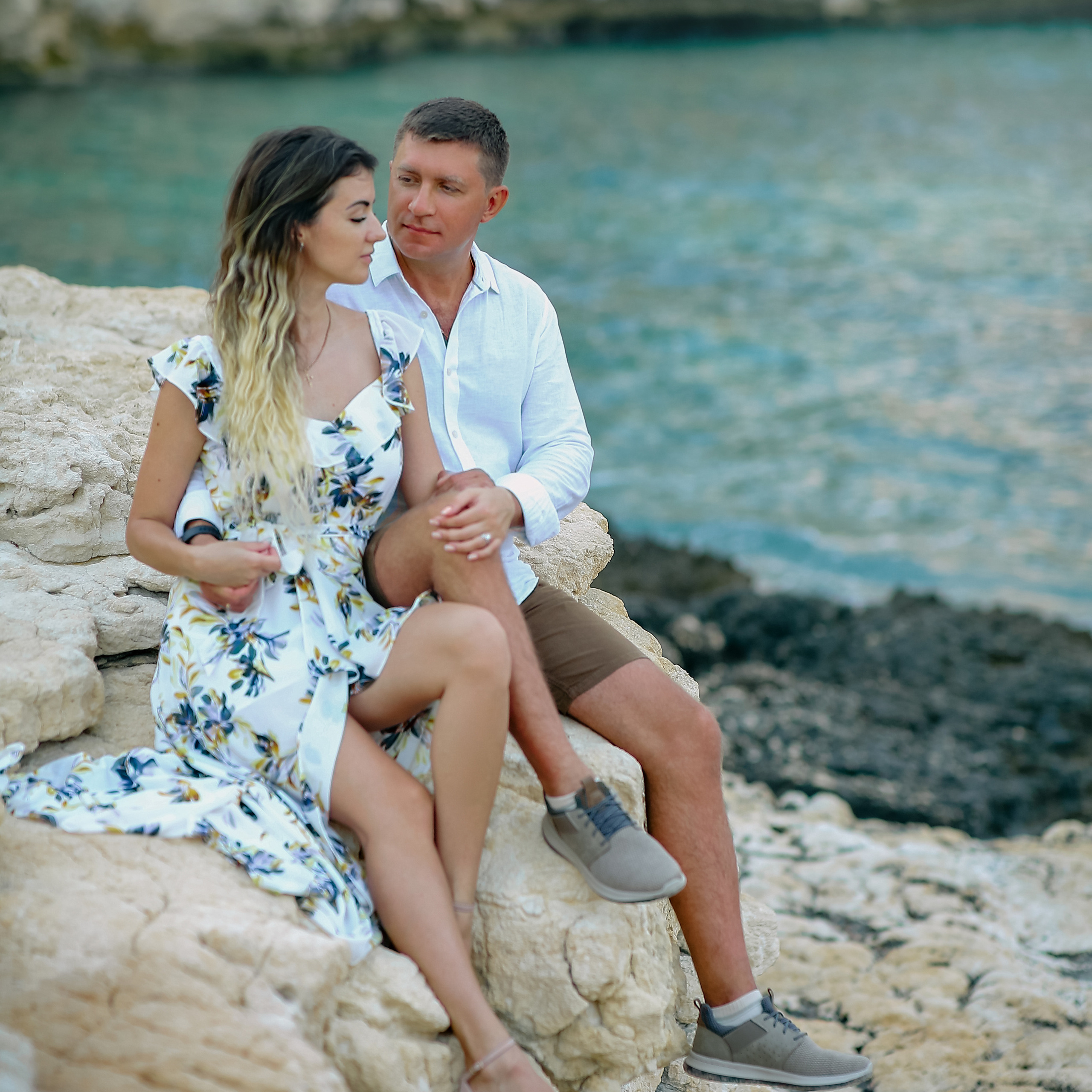 Фотосессия для пары в Мерсин. Алсу Девели. Фотограф в Алании в Турции, Аланья, Сиде, Белек, Анталия, Кемер, Конаклы, Окурджалар. Фотосъемки в Алании. Фотосессия в Алания