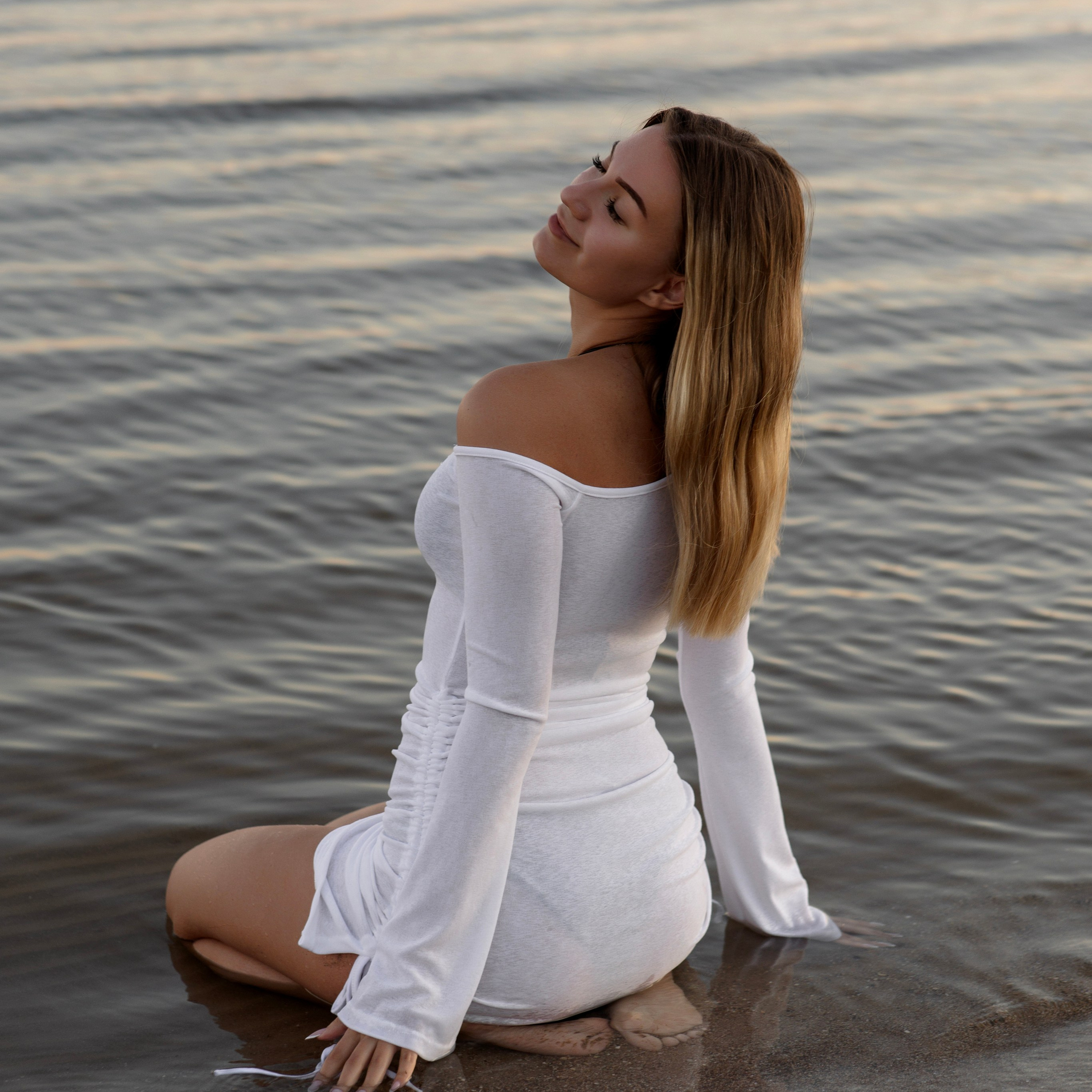 Закат в Сиде Дикие скалы и спокойное море Женская портретная фотосессия. Professional Photographer in Alanya, Side, Belek, Antalya. Turkiye
