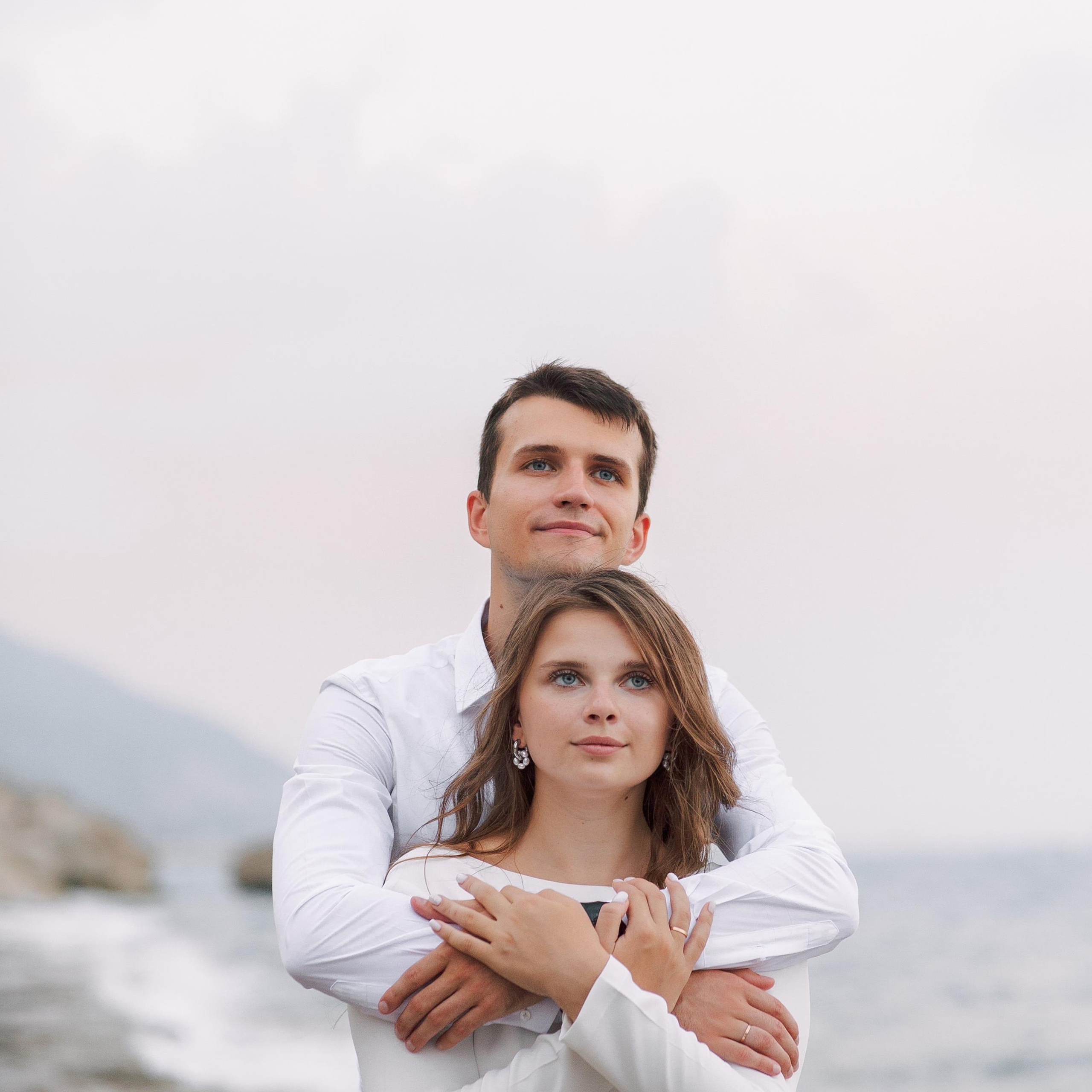 Свадебная фотосессия в Анталии. Улочки и пляж. Алсу Девели. Фотограф в Алании в Турции, Аланья, Сиде, Белек, Анталия, Кемер, Конаклы, Окурджалар. Фотосъемки в Алании. Фотосессия в Алания