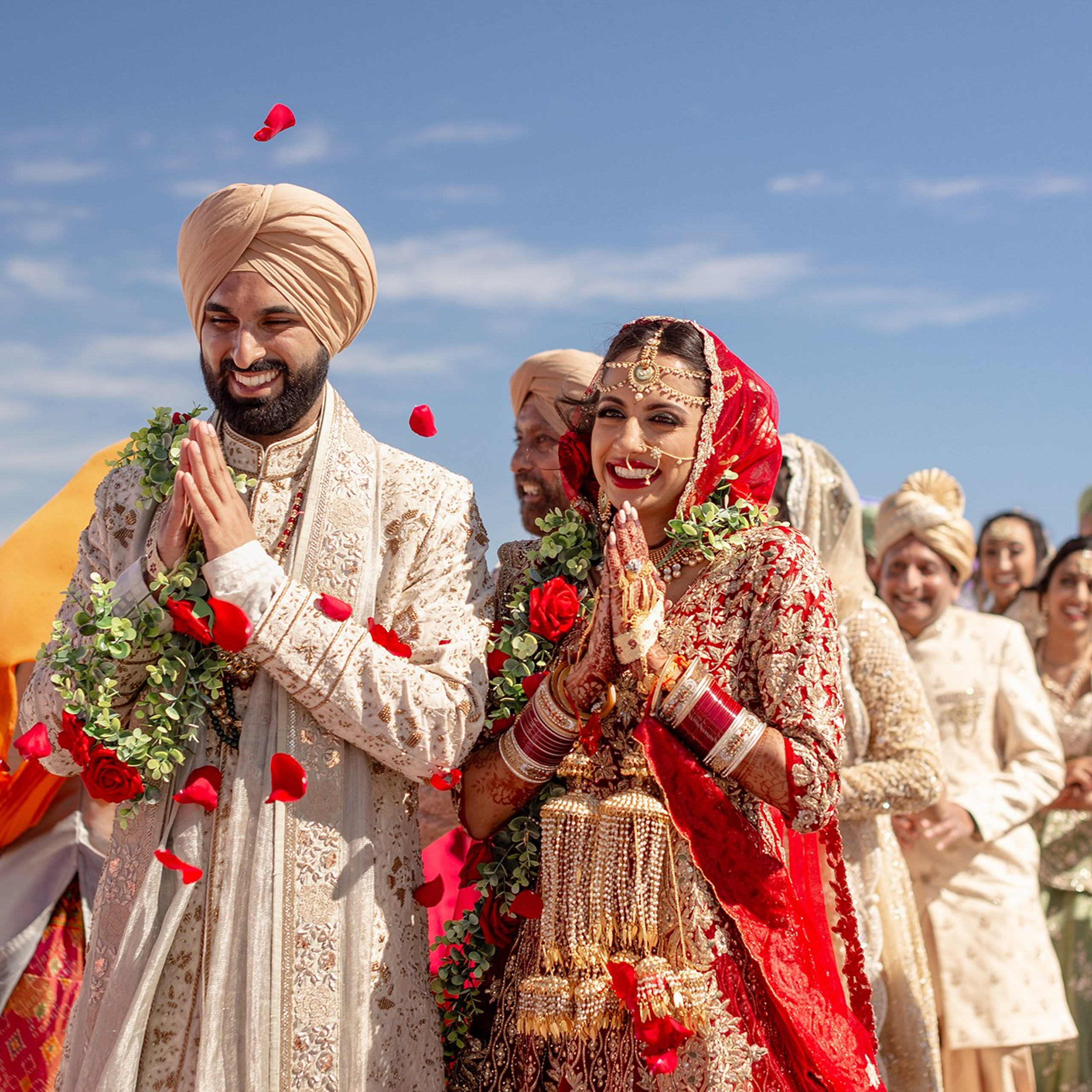 Destination Wedding Photographer in Los Cabos, Authentic Stories by the Sea. Wedding & Family Photographer in Los Cabos – Izrael Reyna Photography