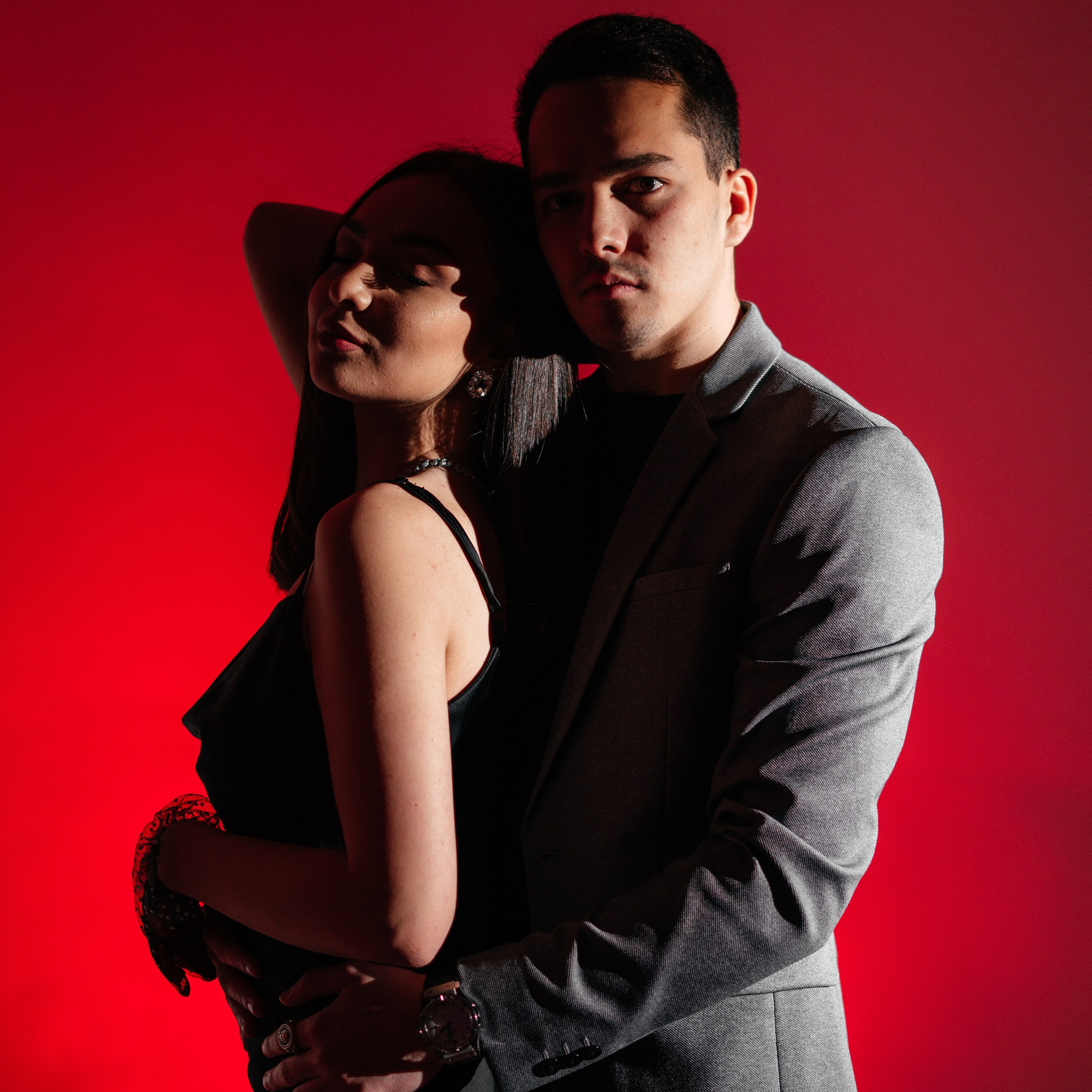 красивая пара студийная фотосессия