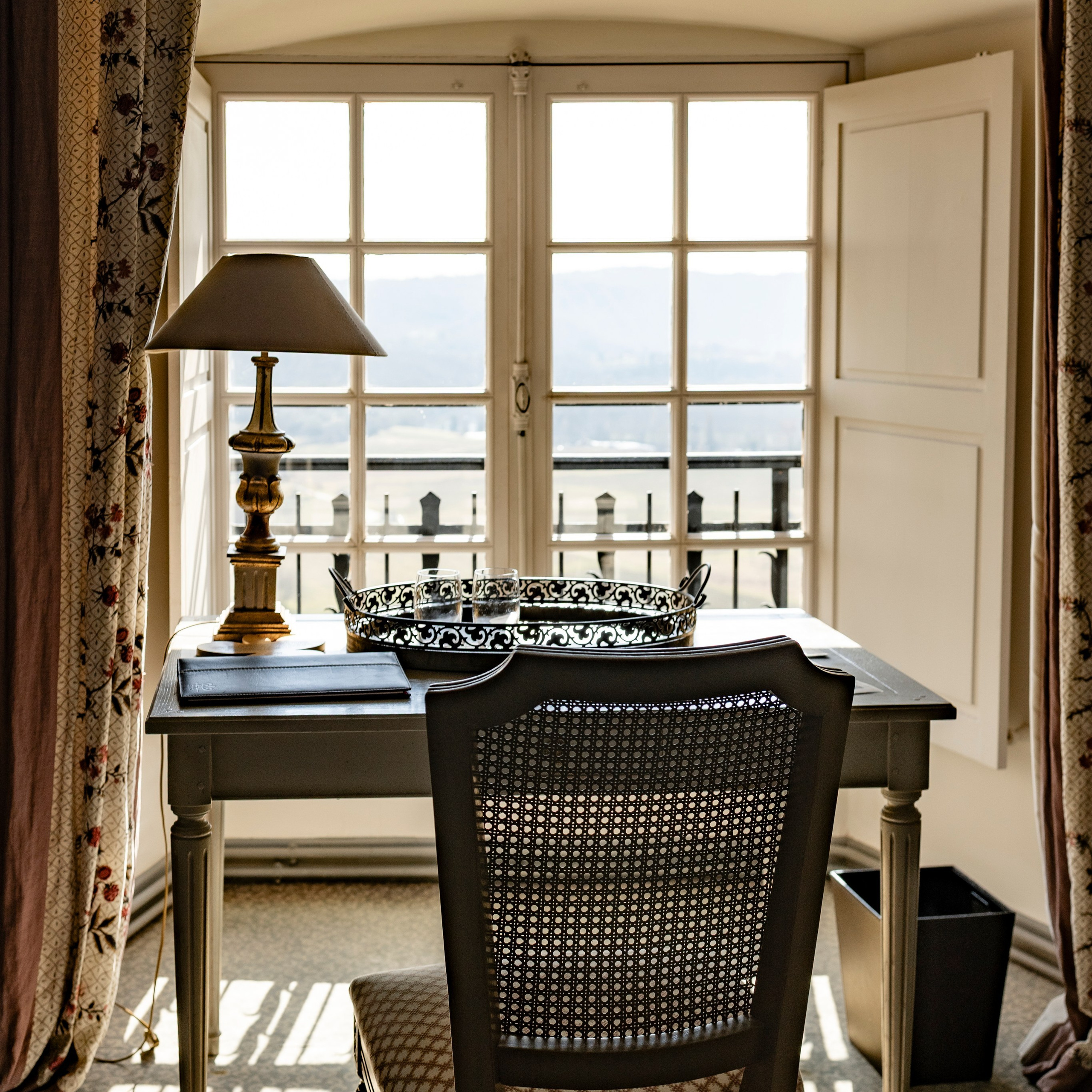 Pegah and Paul. Wedding in Capitol. Toulouse. Eugénie Smirnova — Wedding & Elopement Photographer in Southwest France