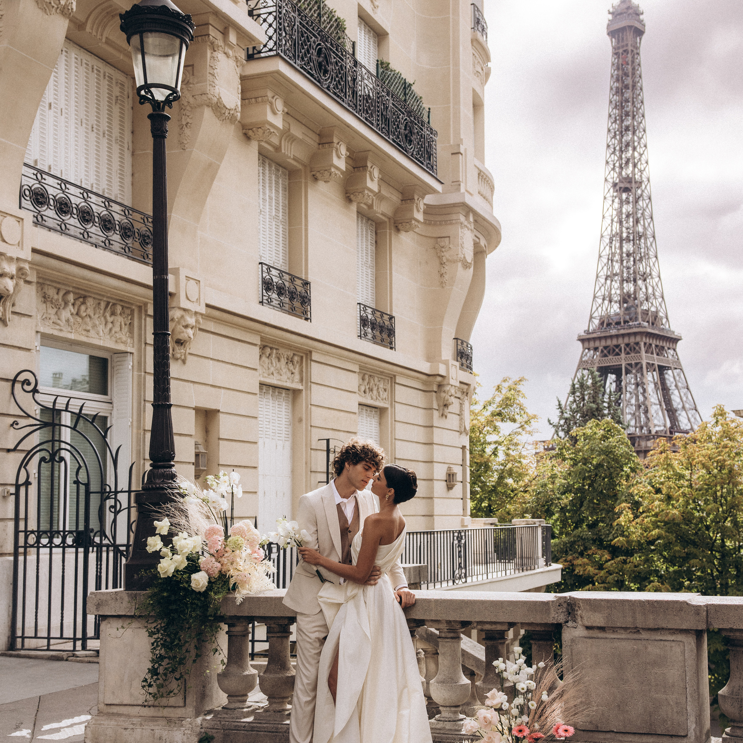 Wedding photo locations in Toulouse. Eugénie Smirnova — Wedding & Elopement Photographer in Southwest France