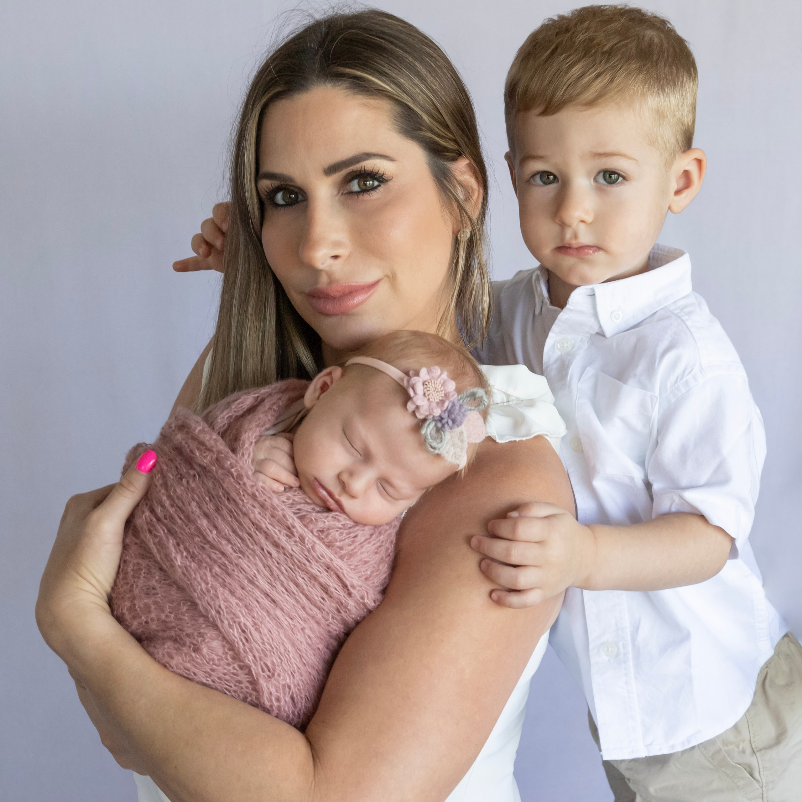 Reviews. Newborn photographer in Tampa Bay Area, FL