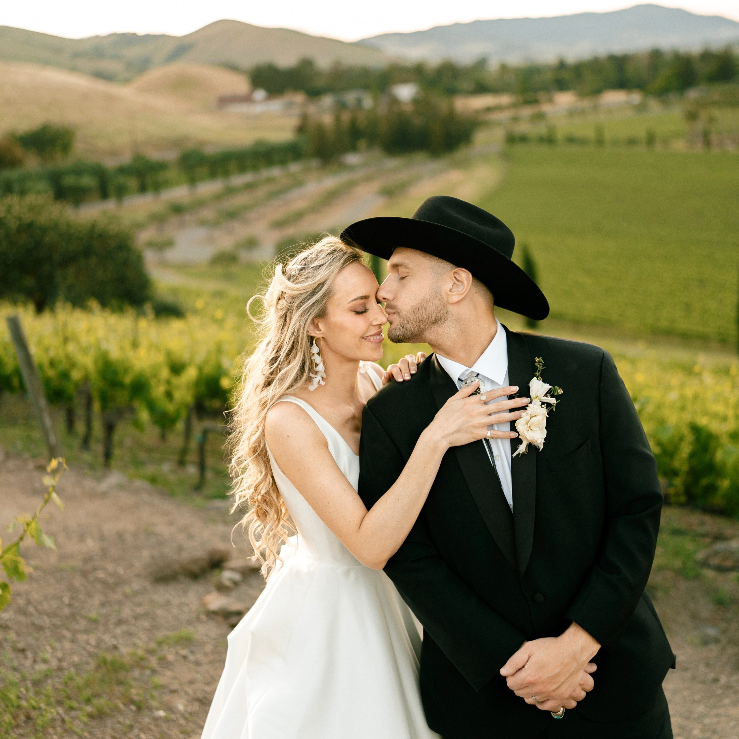 TESTIMONIALS. Wedding Photography & Videography Team in California, Los Angeles, San Francisco, San Diego and Travel