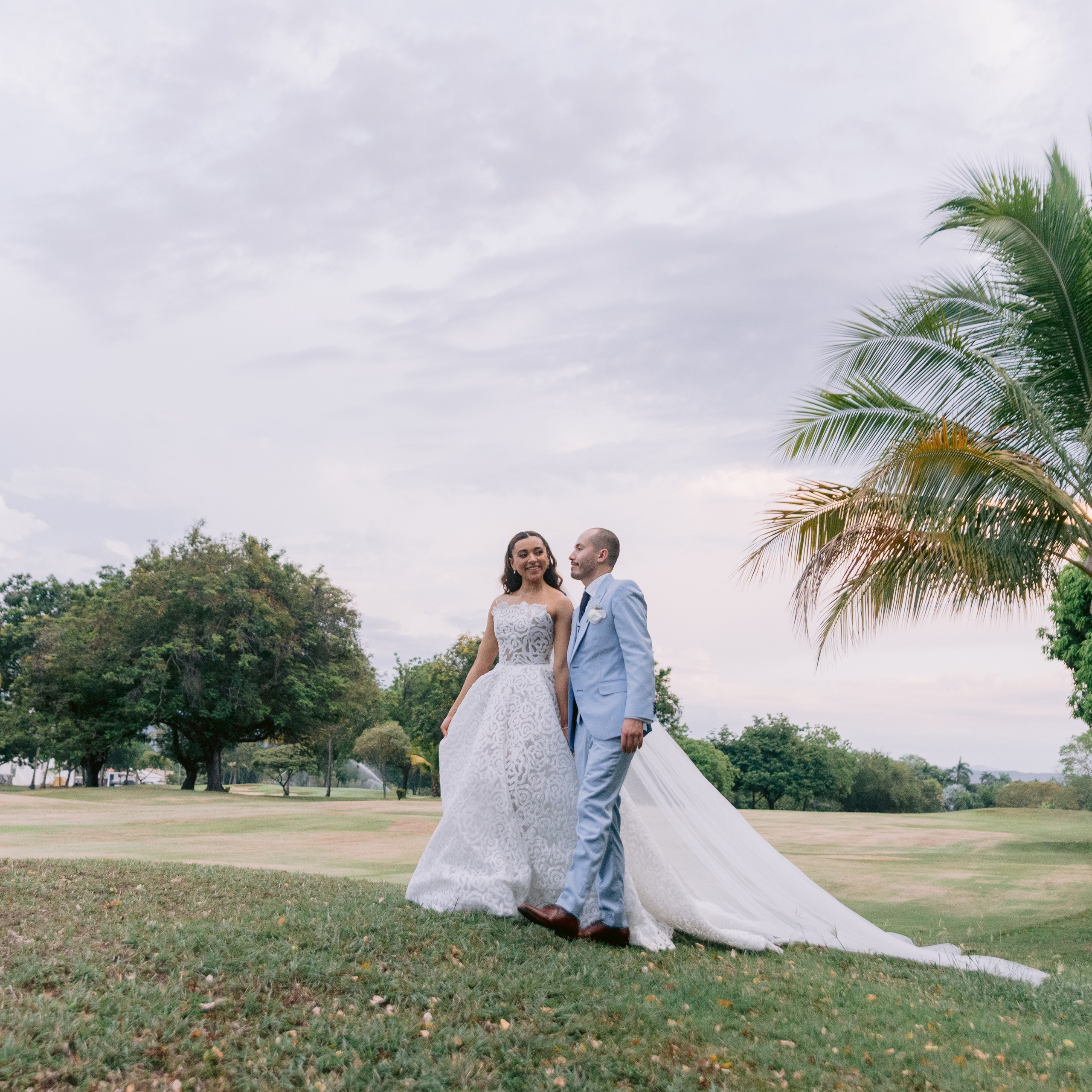 Aura & Andrés. Fotografía de bodas