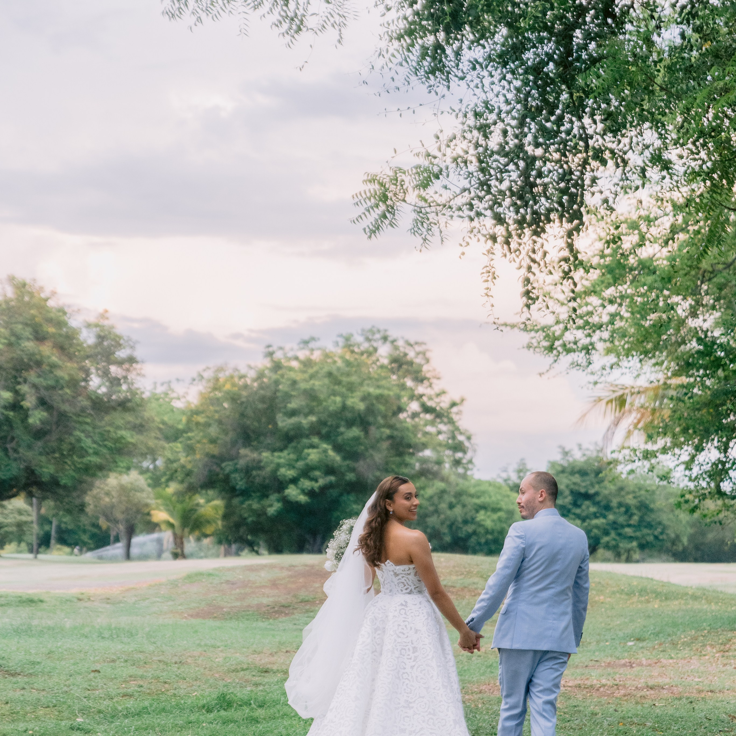 Aura & Andrés. Fotografía de bodas
