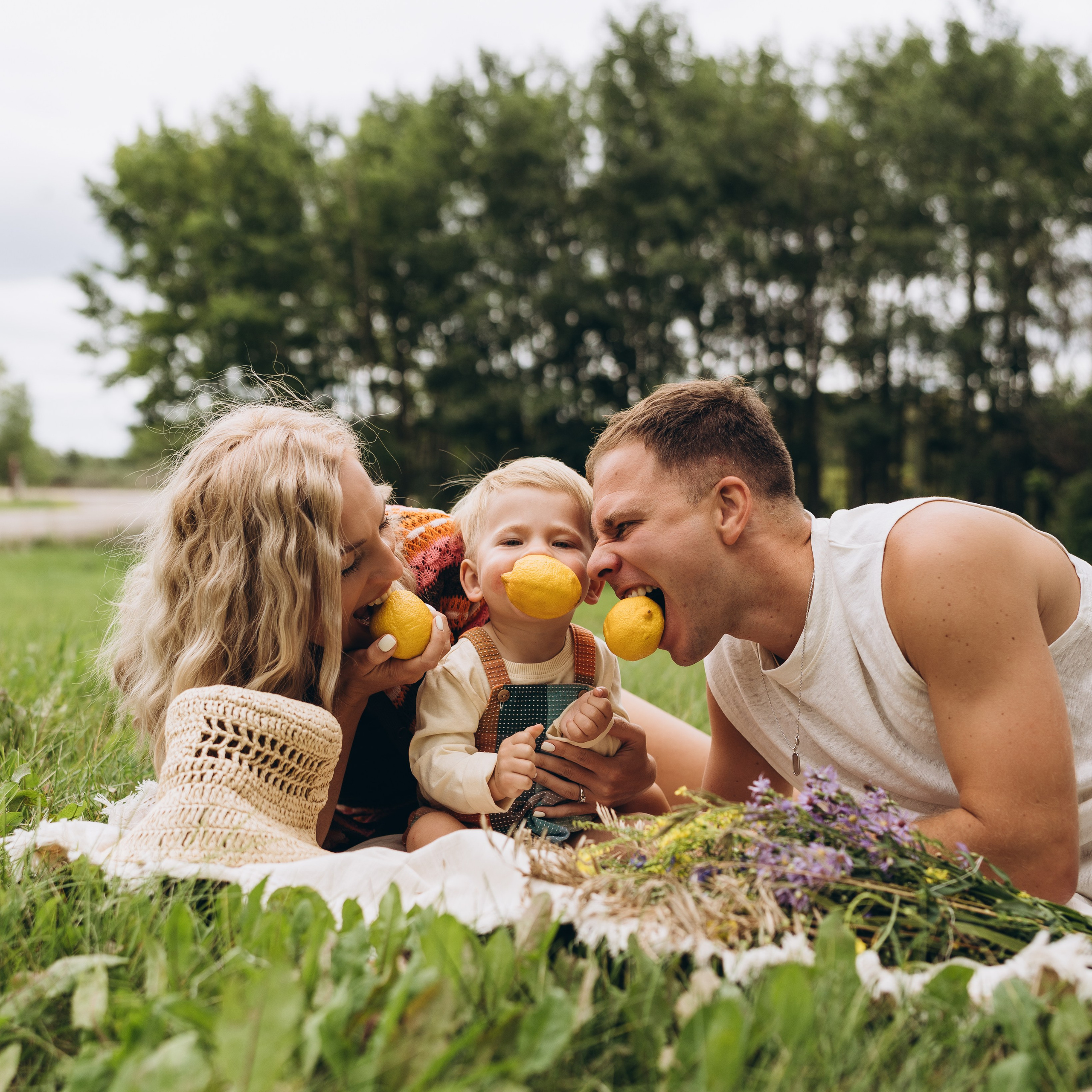 REVIEWS. Calgary Wedding & Lifestyle Photographer — Yevhen Polishchuk