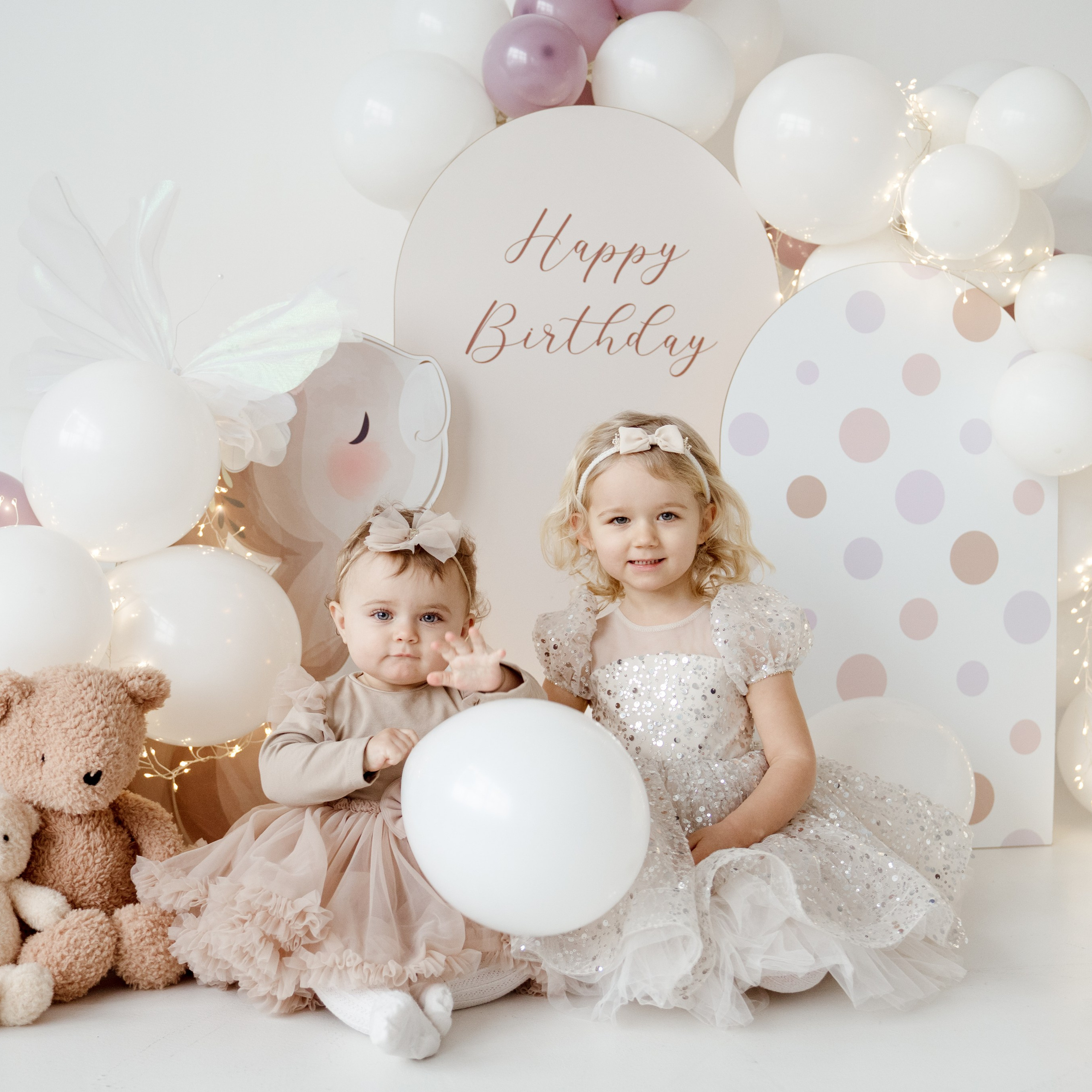 Sesja roczkowa i dziecięca w Łodzi. Fotograf Łódź - sesja ciążowa, noworodkowa, dziecięca. Studio w Łodzi