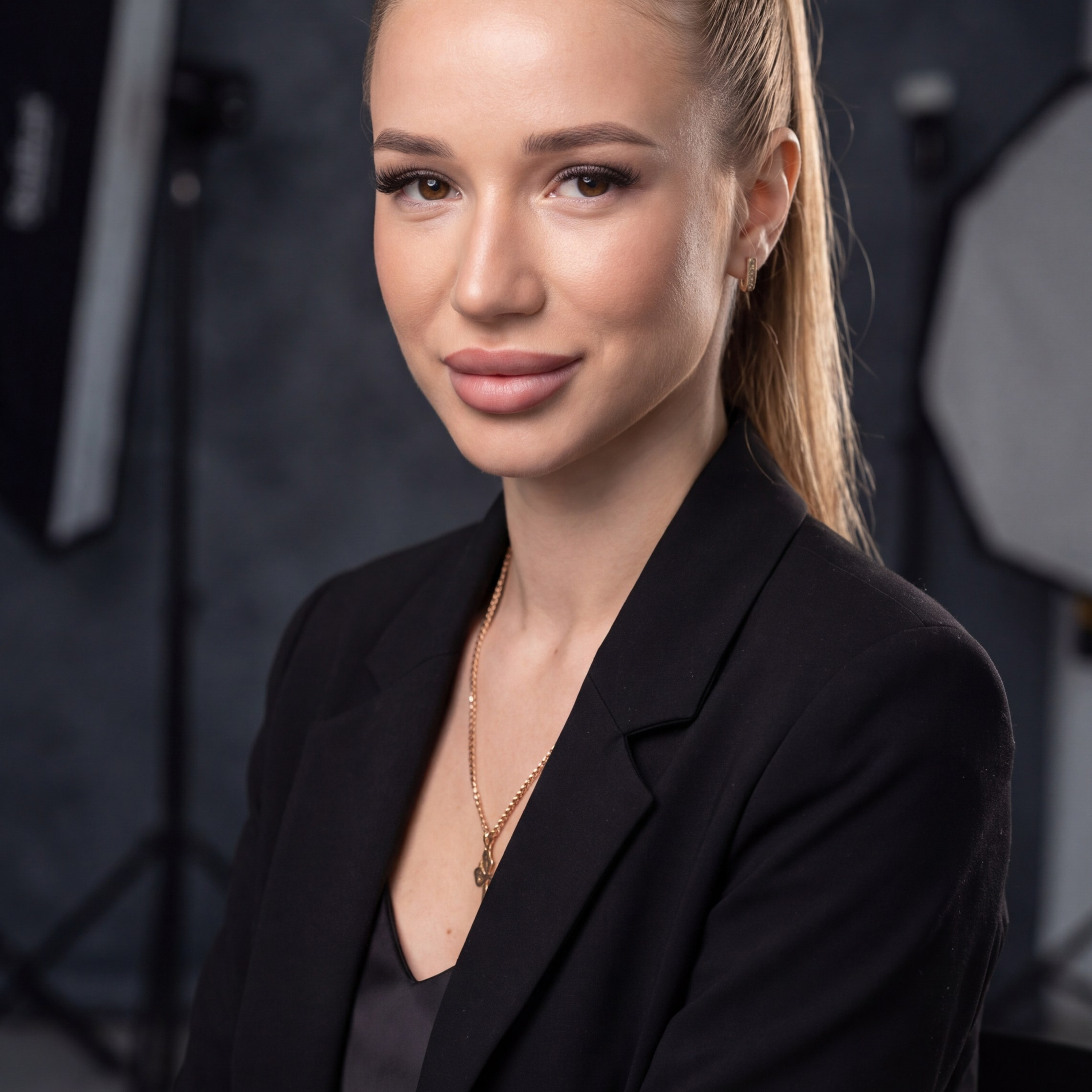 SLAY LAB Student & Alexa Zakarian Client Testimonials