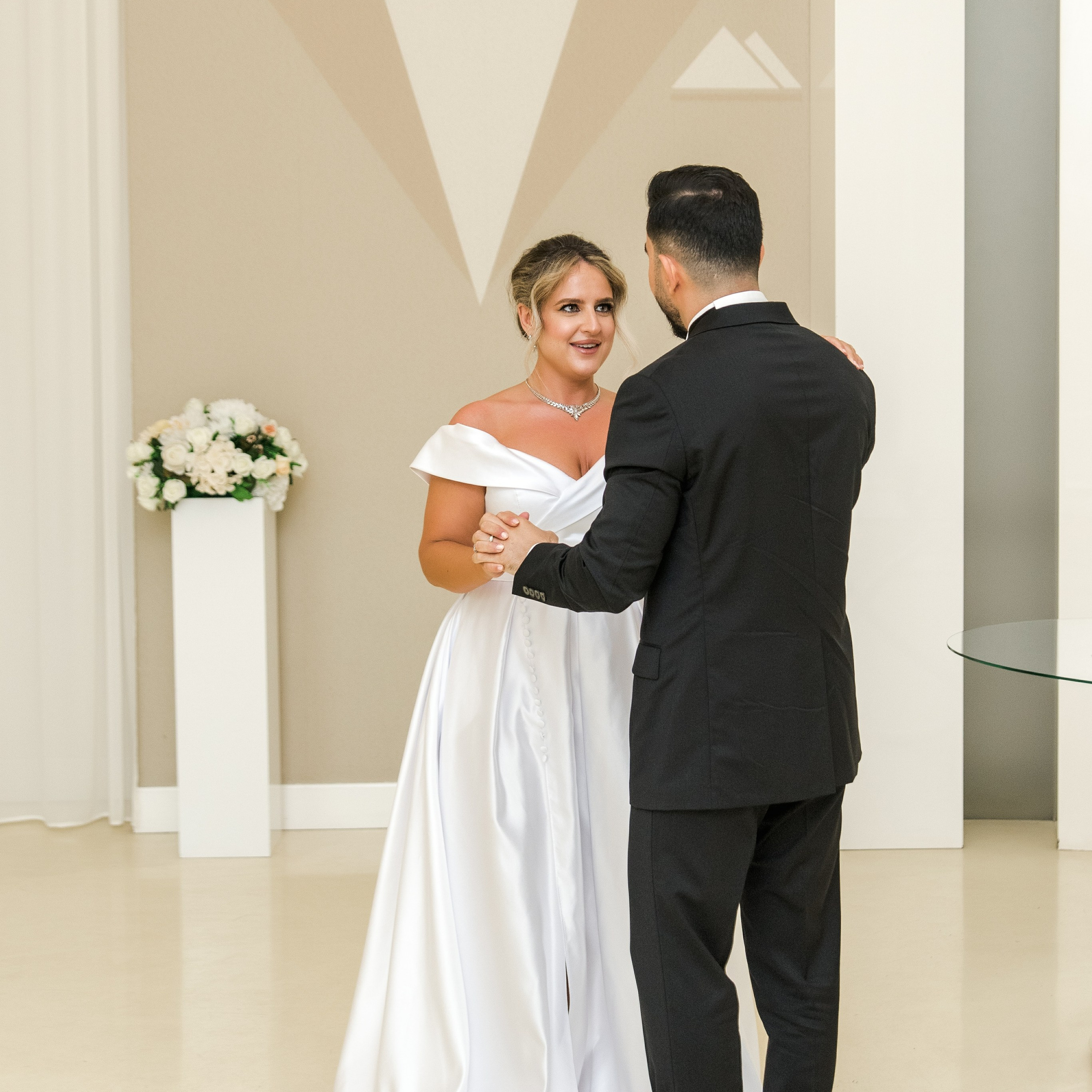 Claire Tbilisi Legal Marriage. Арт Ивент Студио — Свадьбы и мероприятия в Грузии 💜