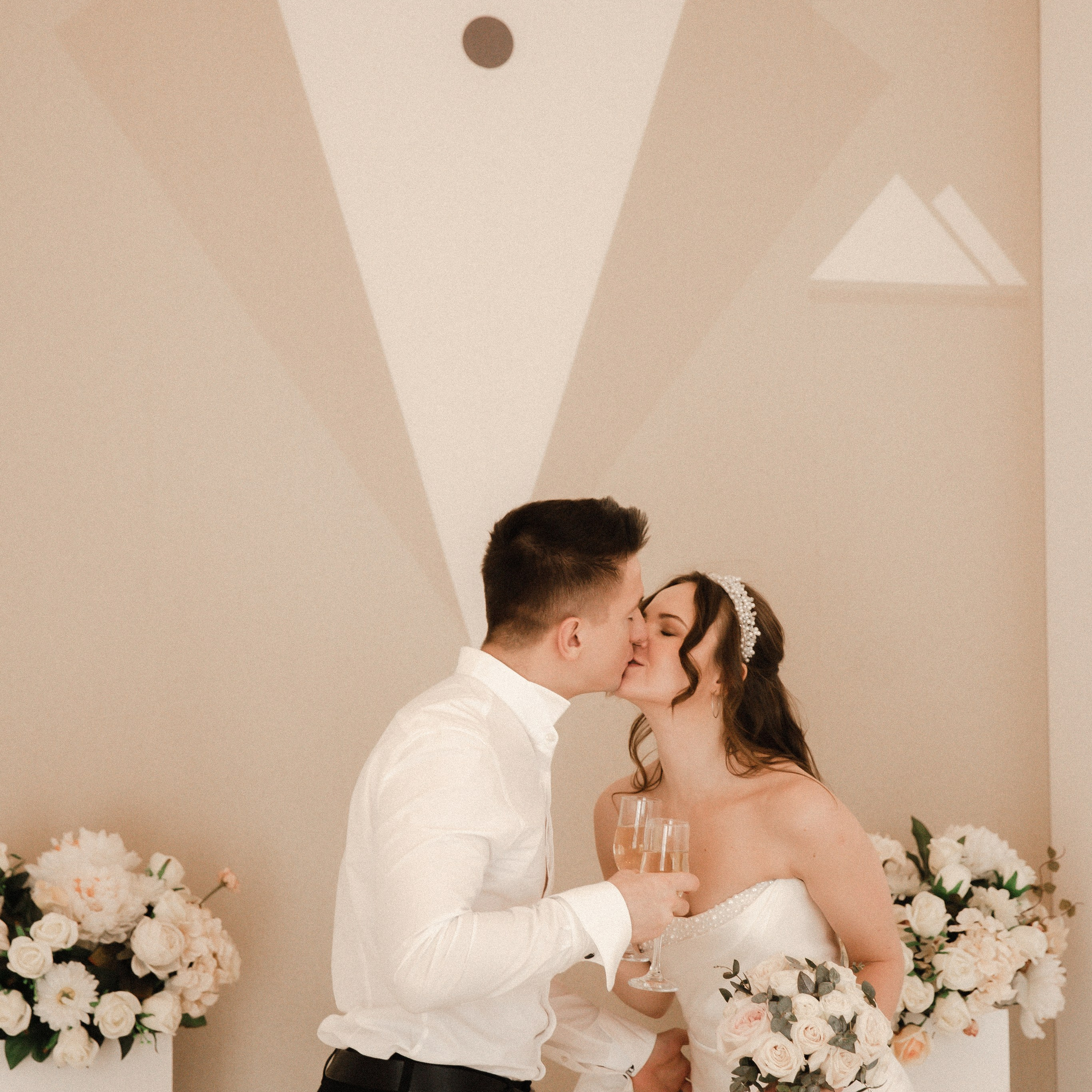 Anastasia Premium. Art Event Studio — Wedding in Georgia with professionals