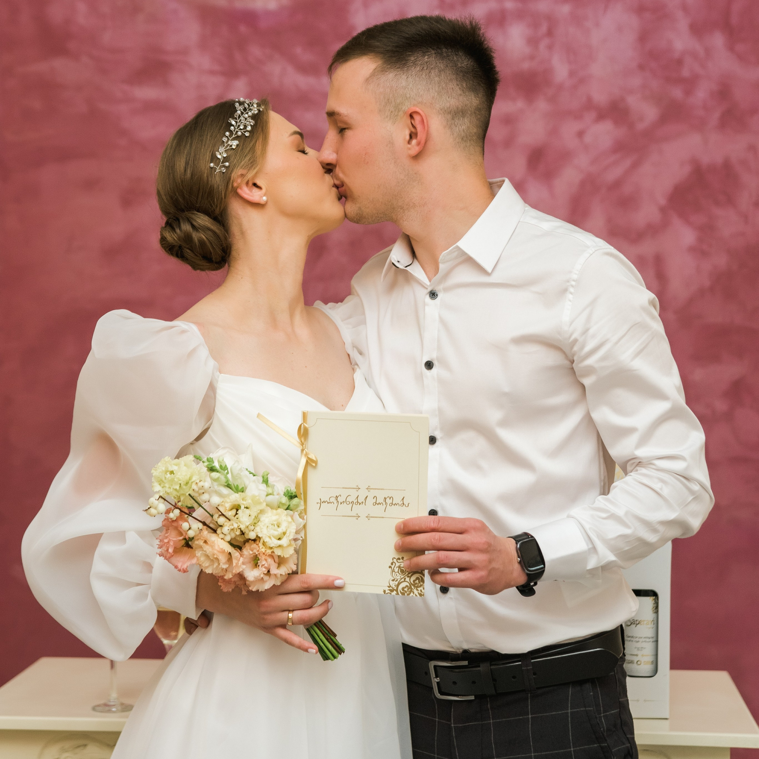 Photographer in Tbilisi — Maks. Art Event Studio — Wedding in Georgia with professionals