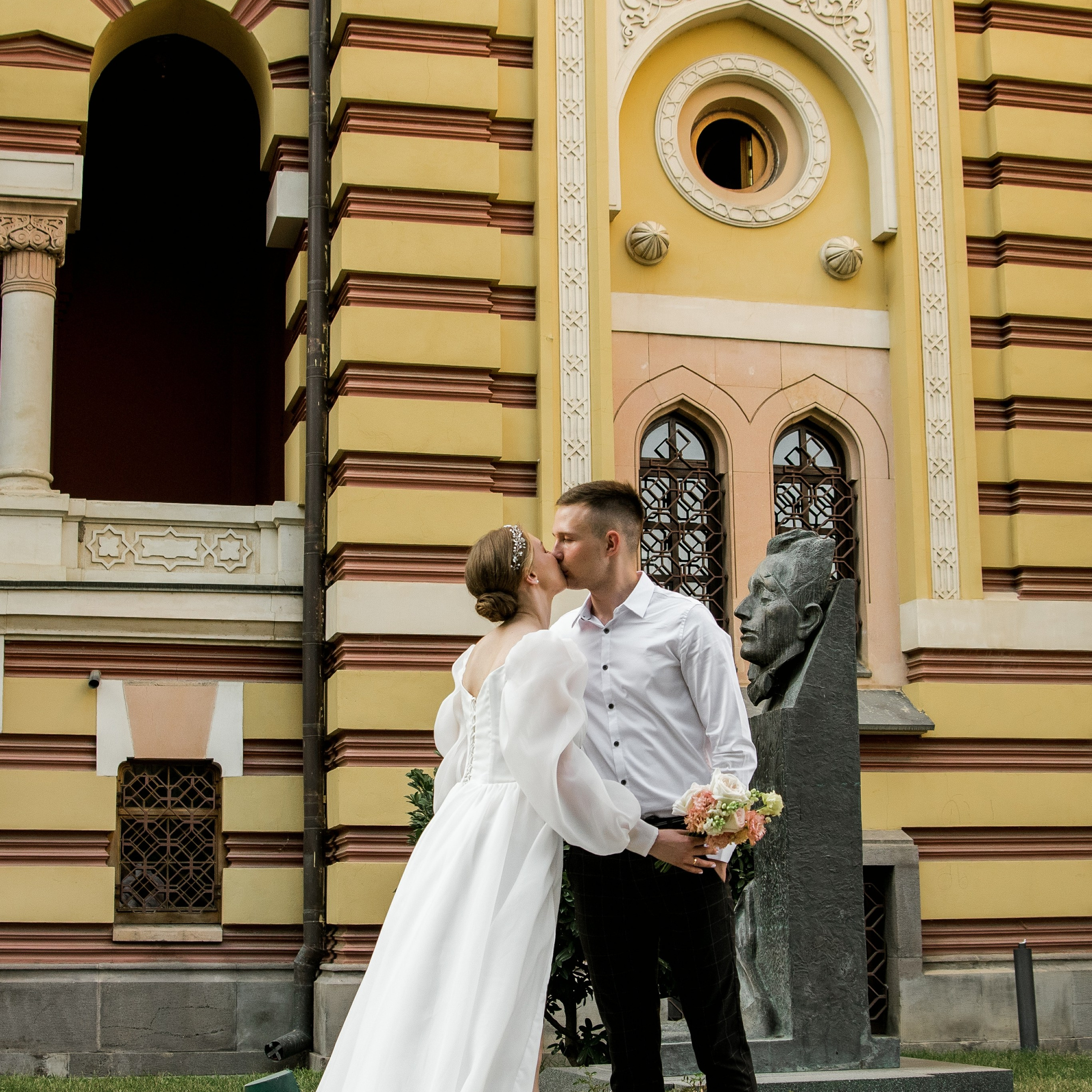Photographer in Tbilisi — Maks. Art Event Studio — Wedding in Georgia with professionals