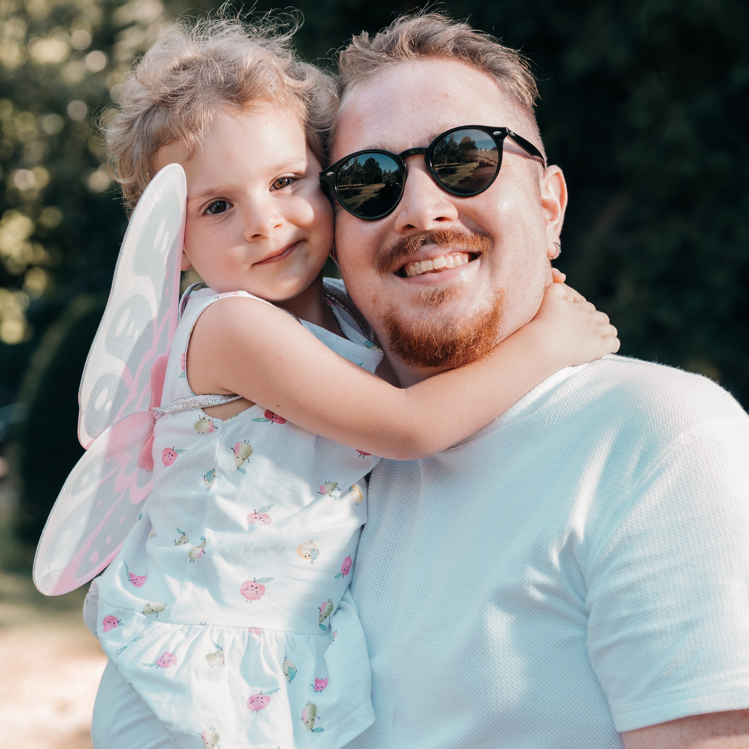 Azzurra e&nbsp;Tony