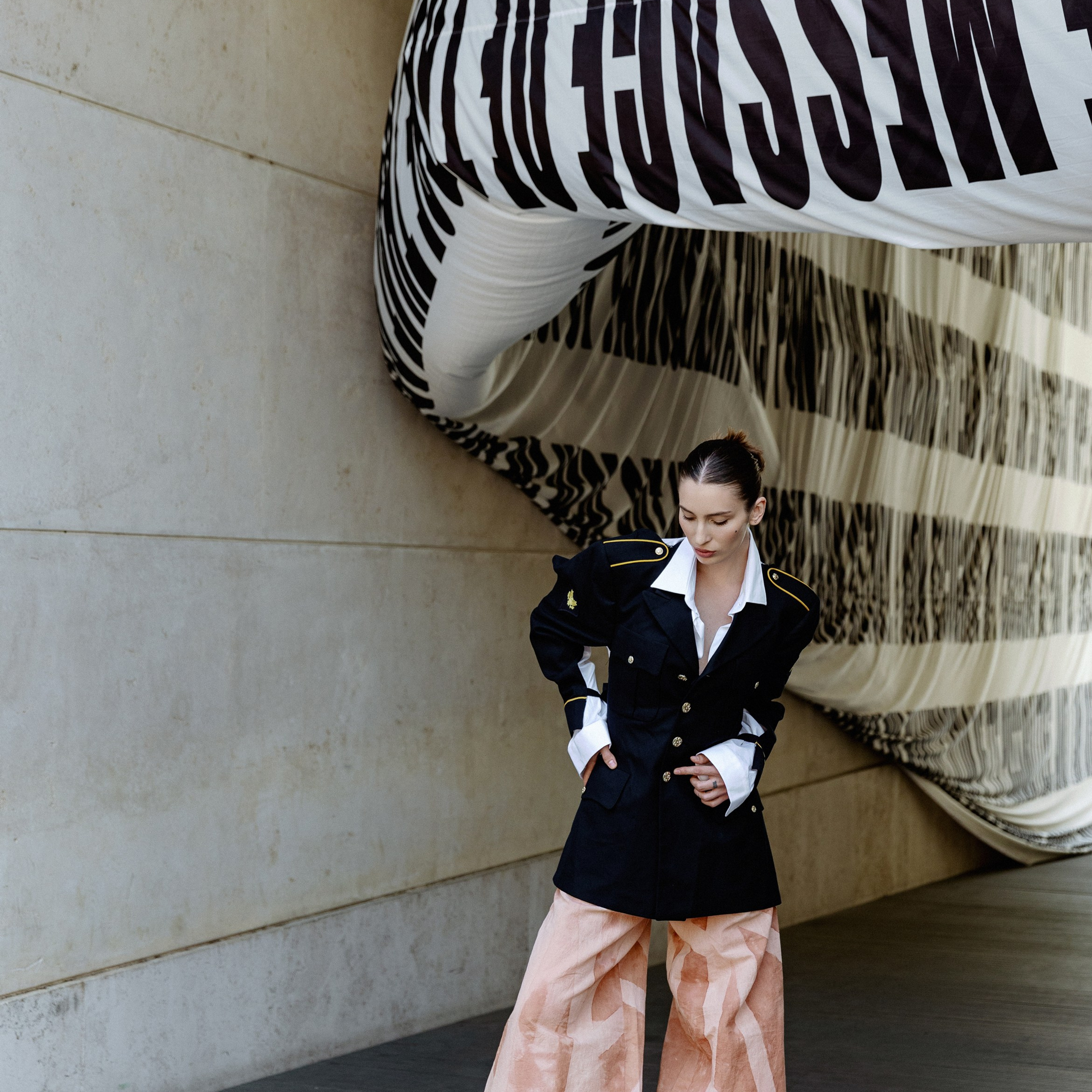 Feedback. Photographer