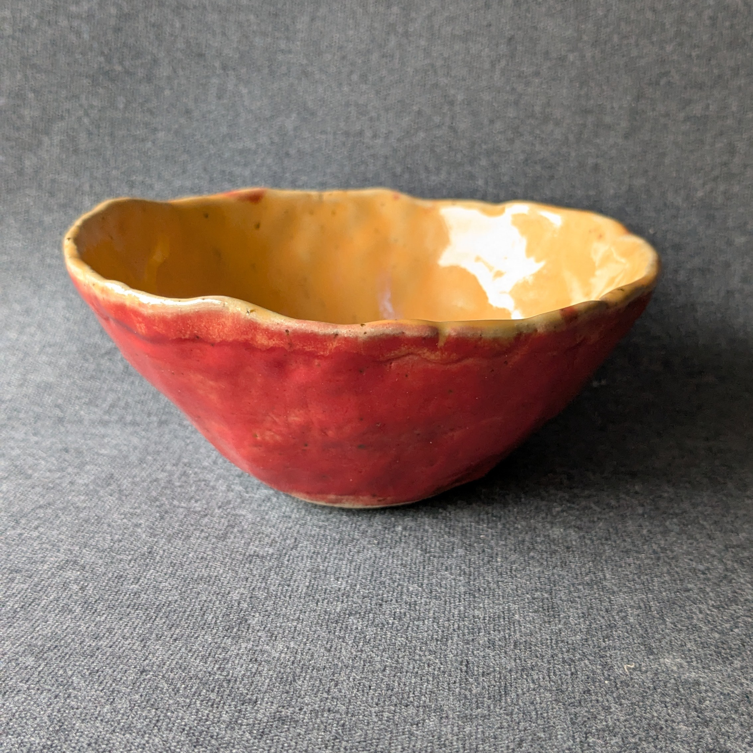 Vakioasiakkaiden teokset 2025. Alina-keraamikko