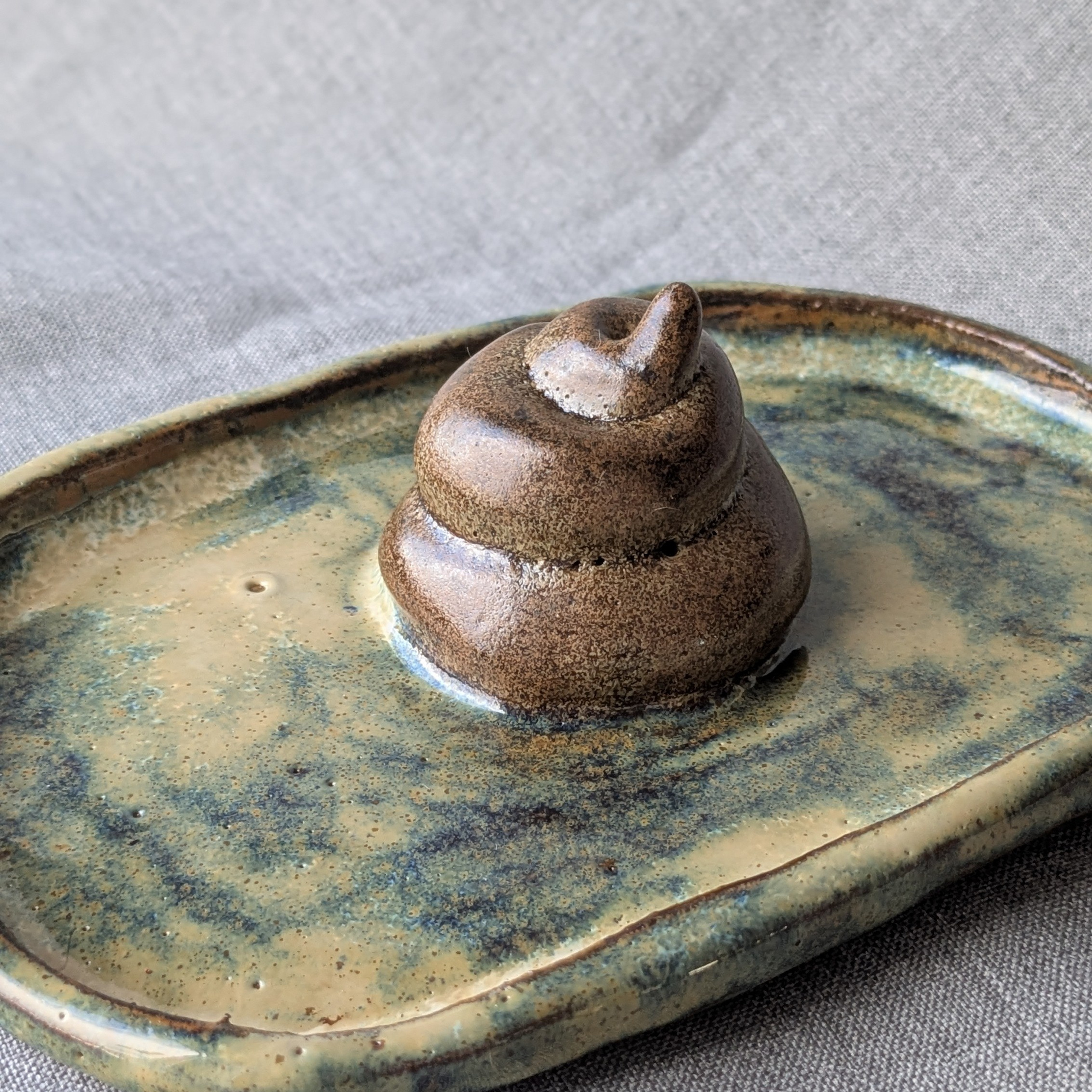 Vakioasiakkaiden teokset 2026. Alina-keraamikko