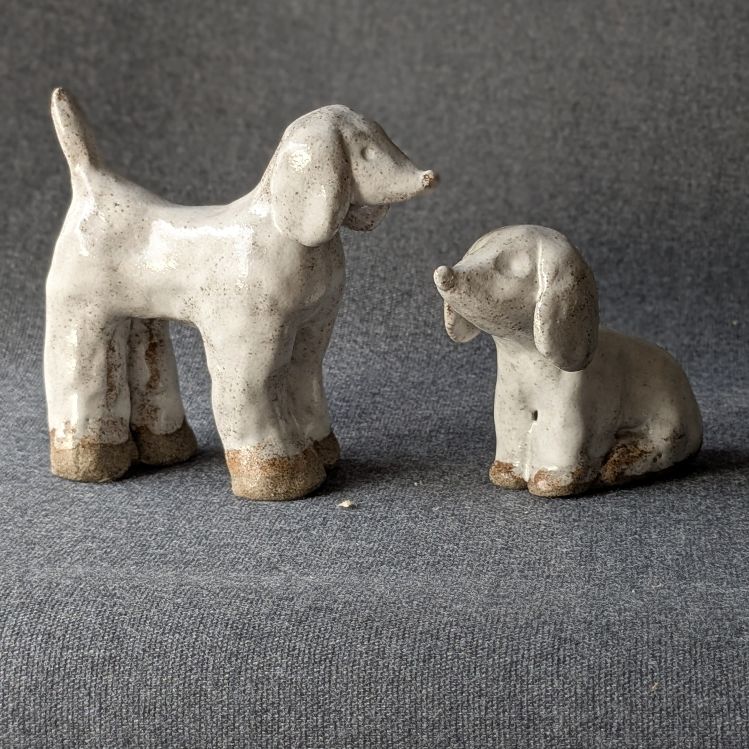 Vakioasiakkaiden teokset 2025. Alina-keraamikko