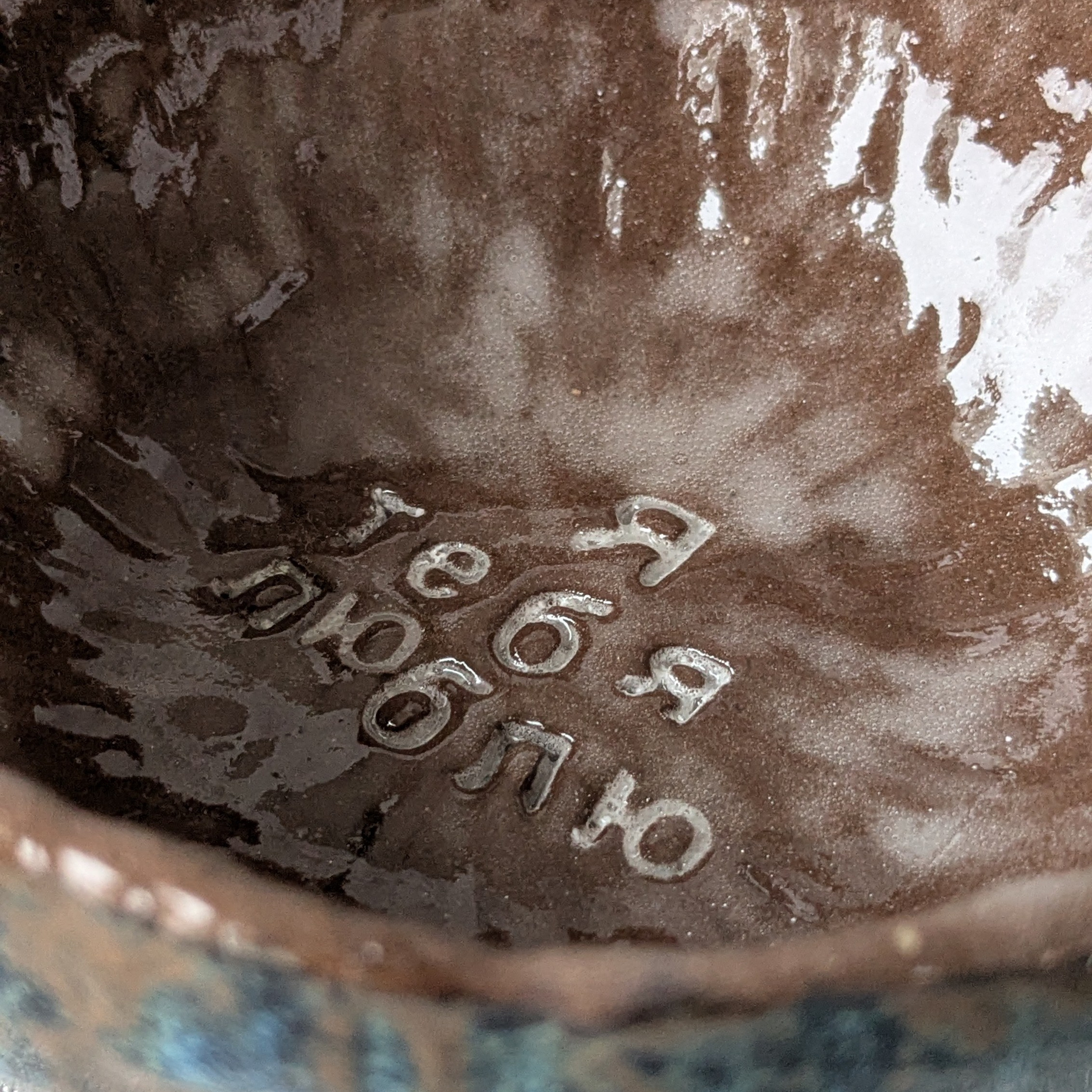 Vakioasiakkaiden teokset 2026. Alina-keraamikko