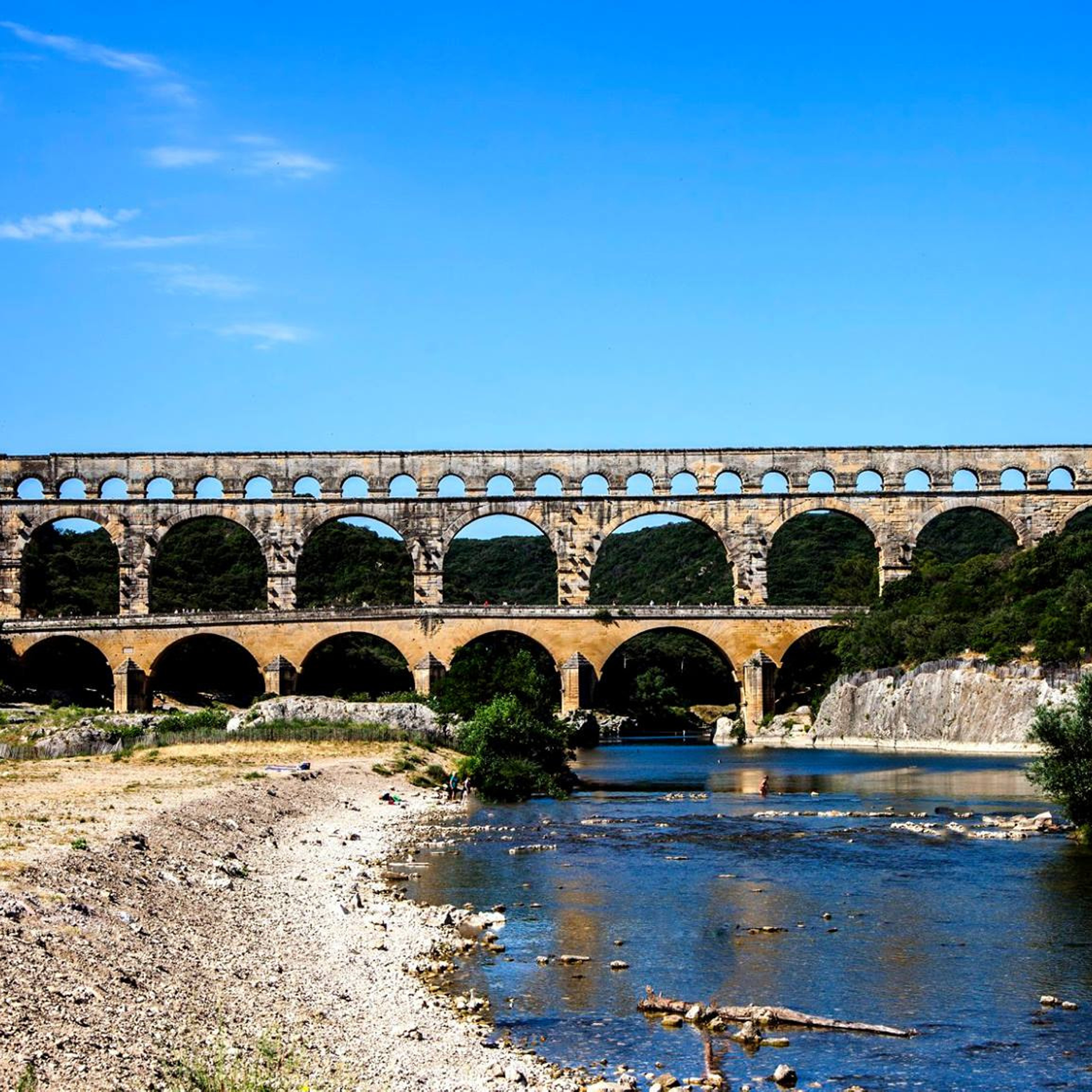 39.France 4/7-8/7/2018.Pont du Gare.