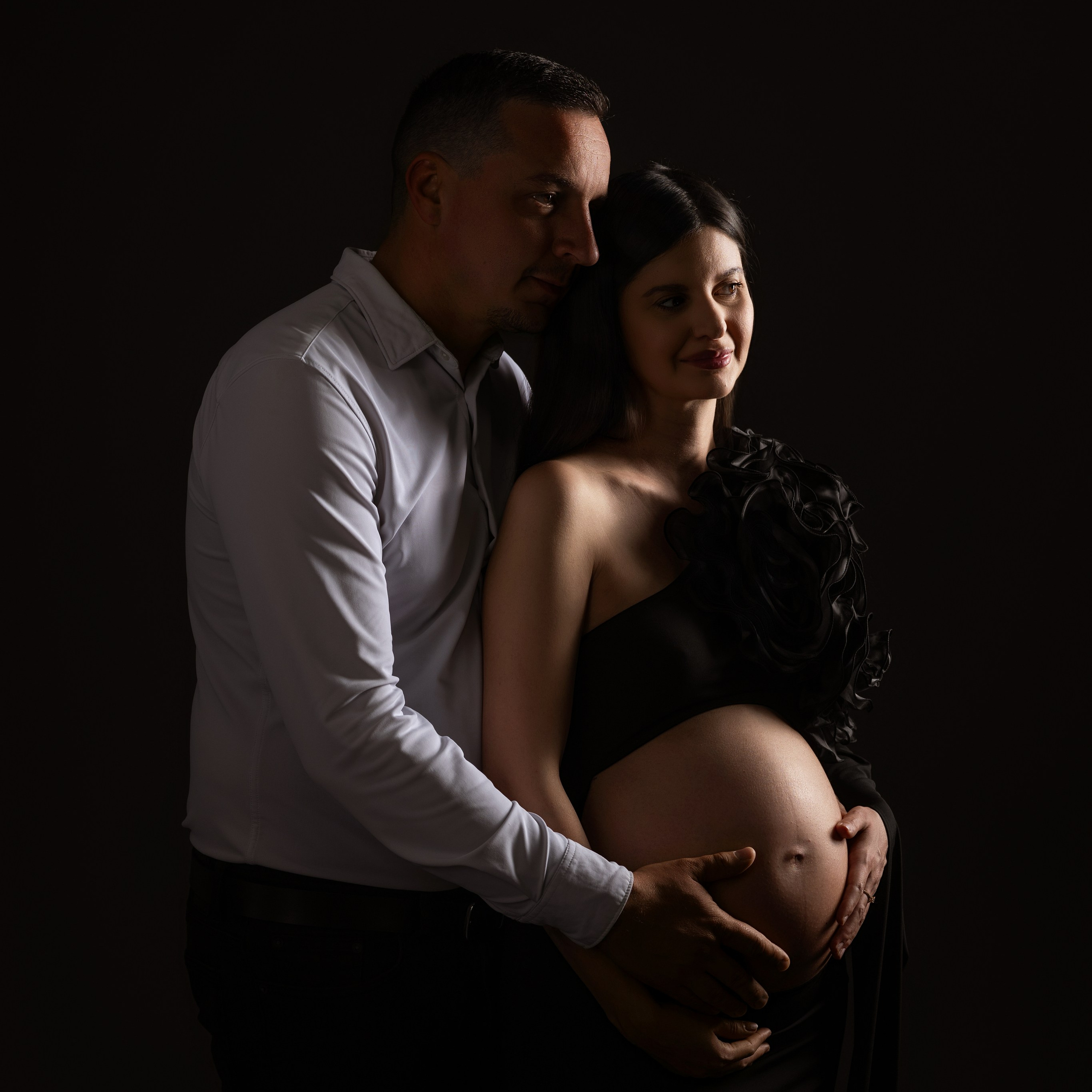 Fotograf Maternitate Andreea Catana. Https://andreeacatana.ro/