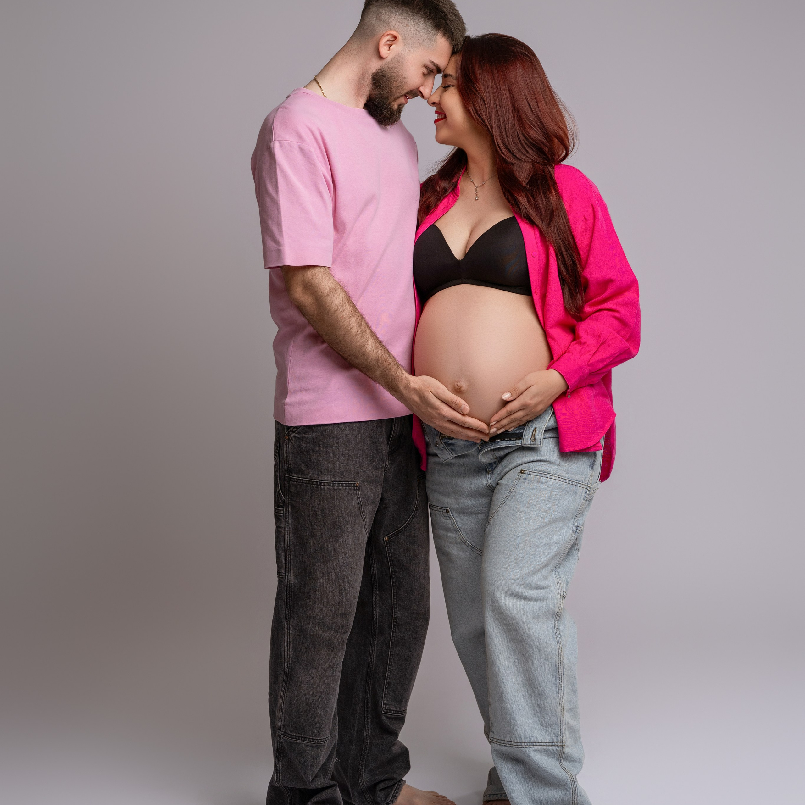 Fotograf Maternitate Andreea Catana. Https://andreeacatana.ro/