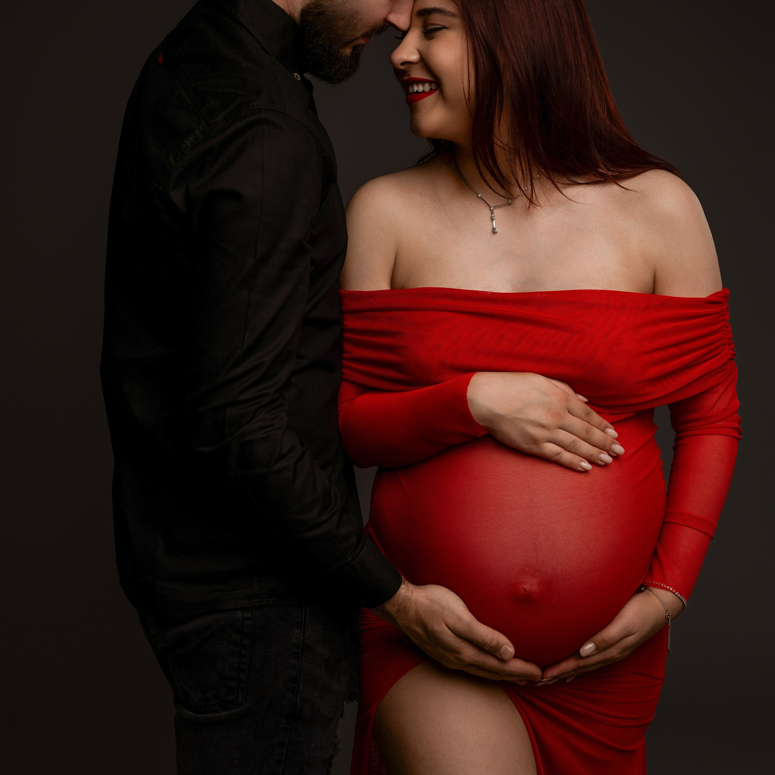 Fotograf Maternitate Andreea Catana. Https://andreeacatana.ro/